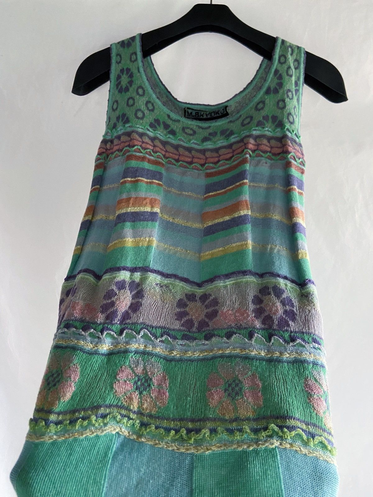 Le Grande Bleu (L.G.B.) JAPANESE M&K YOKO KNITWEAR TANK TOP STYLE Size US L / EU 52-54 / 3 - 2 Thumbnail