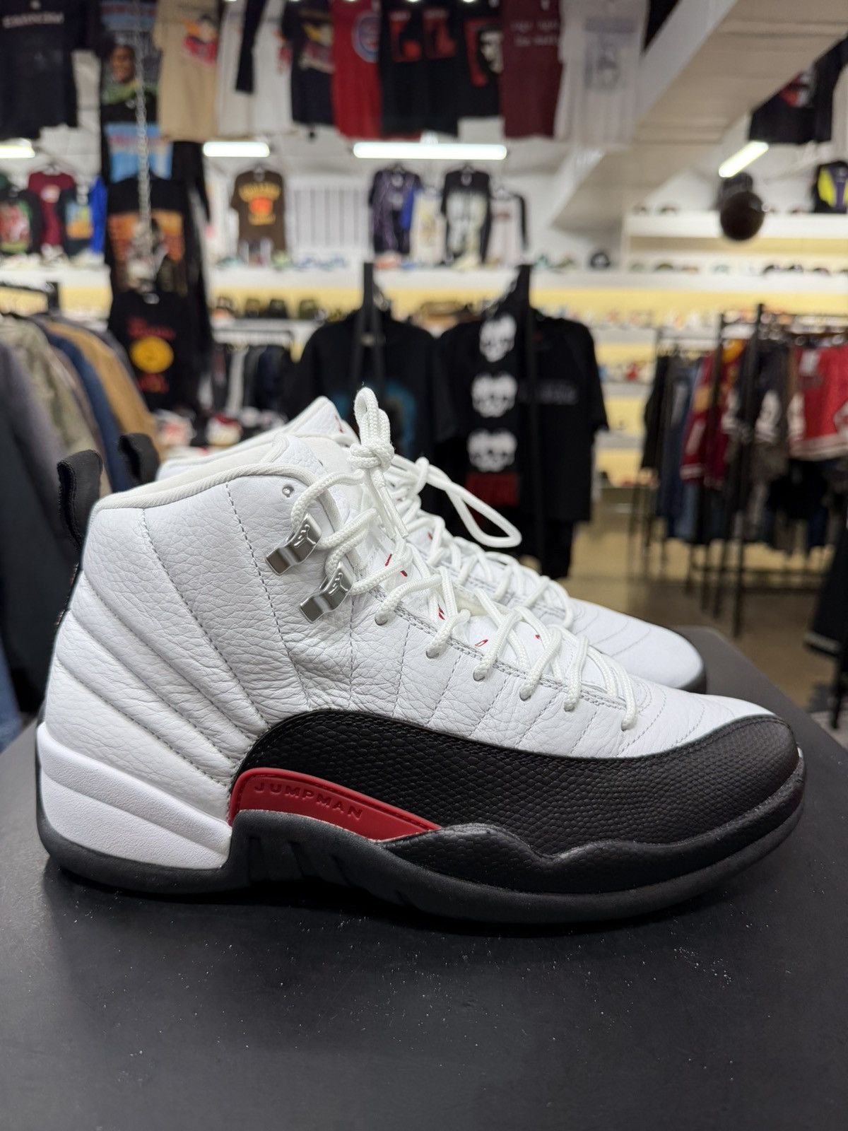 Jordan Brand Air Jordan 12 Taxi Flip Size 9 (2024) Size US 9 / EU 42 - 6 Thumbnail