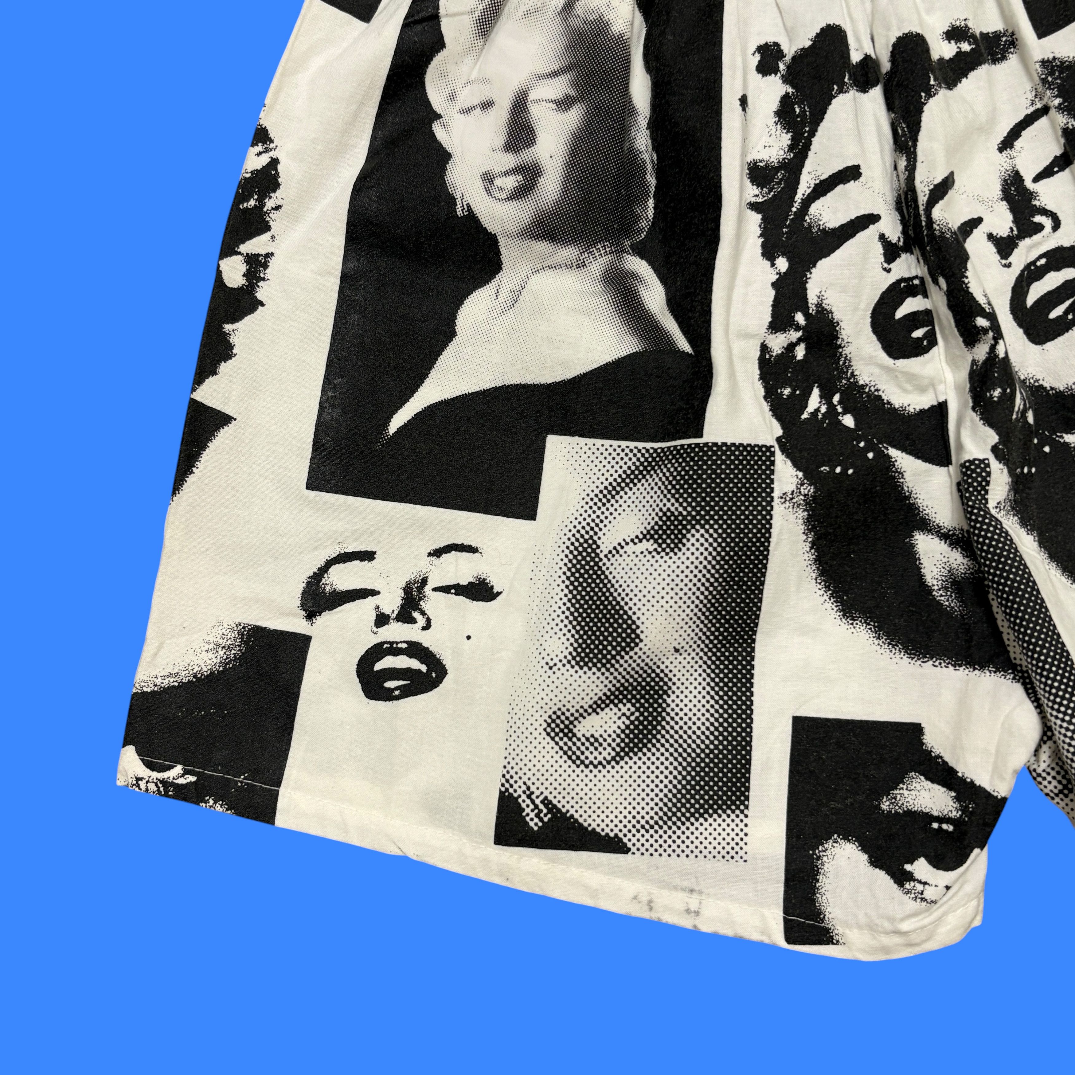 Vintage Vintage 1991 Marilyn Monroe All Over Print Boxer Shirts Size 36 - 8 Thumbnail