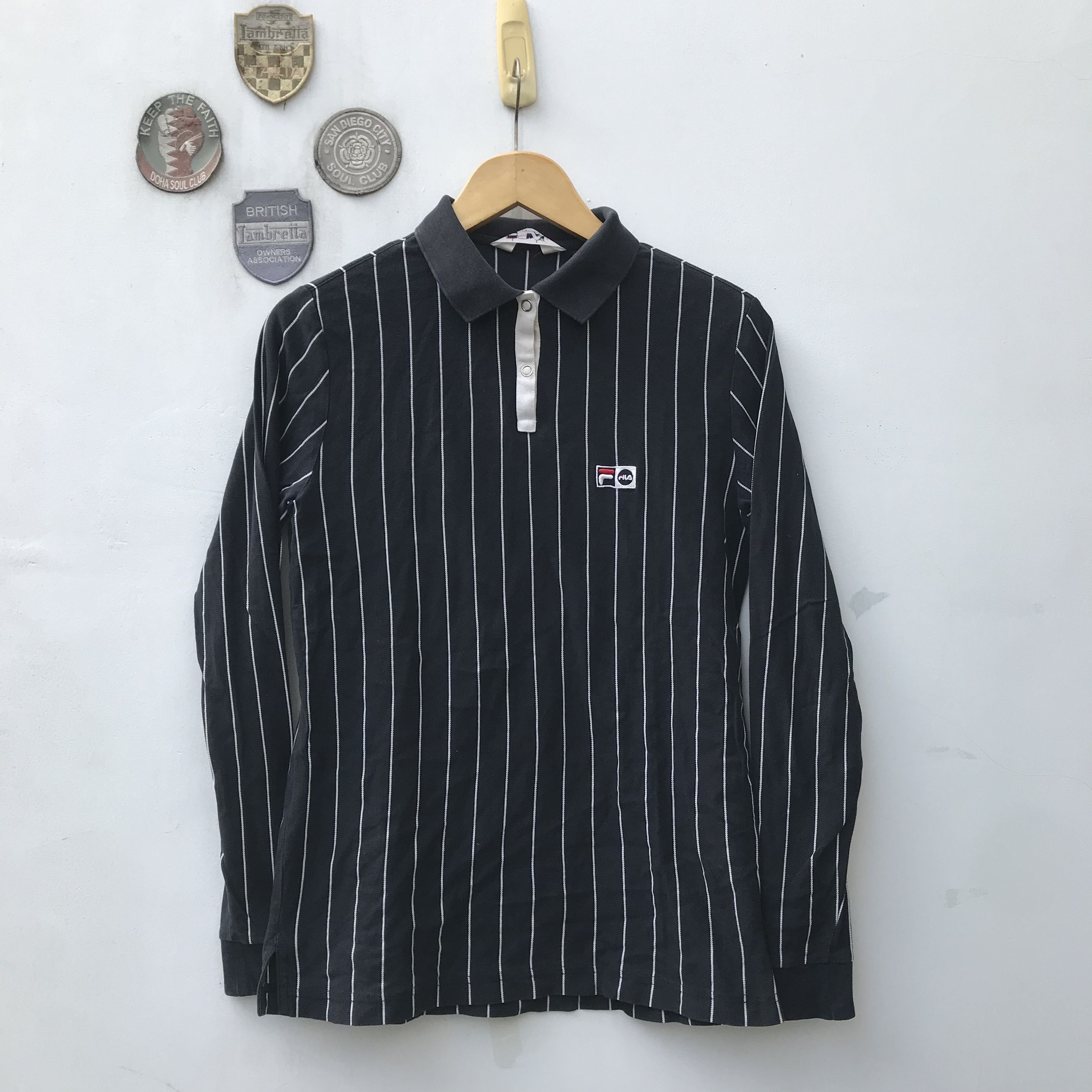 Fila Vintage Fila polo shirt black Bj Long Sleeves polo shirt Size US S / EU 44-46 / 1 - 1 Thumbnail