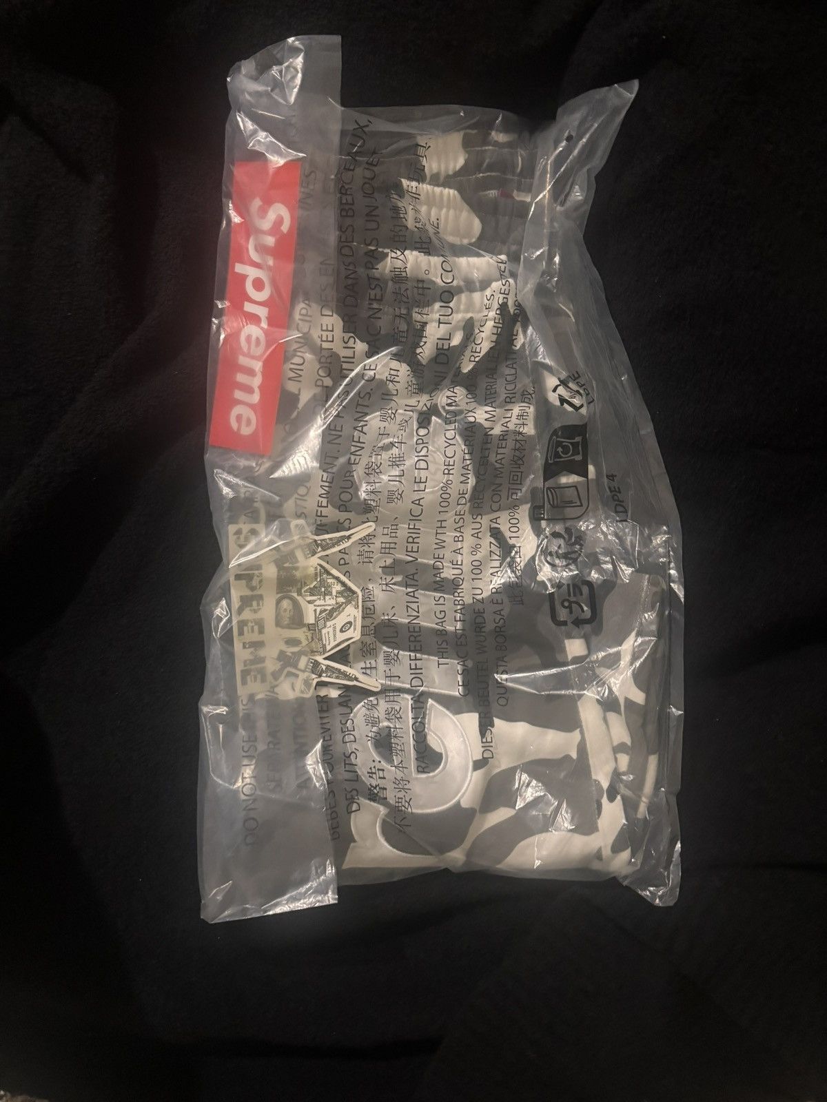 Supreme Supreme Satin Applique Sweatpant Size US 37 - 2 Thumbnail
