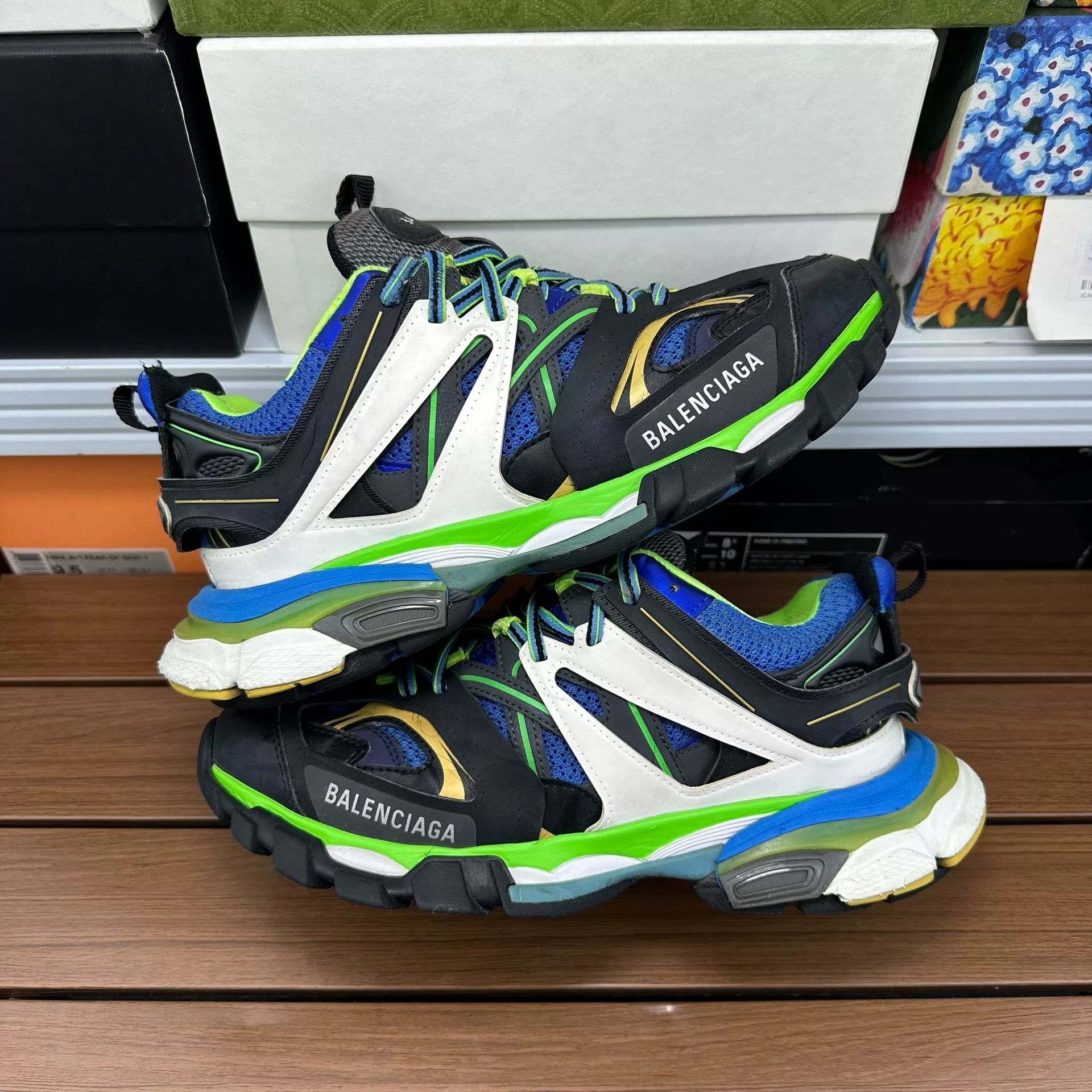 Balenciaga Balenciaga Blue Lowtop Sneakers it_39 Women Size US 9 / IT 39 - 1 Thumbnail