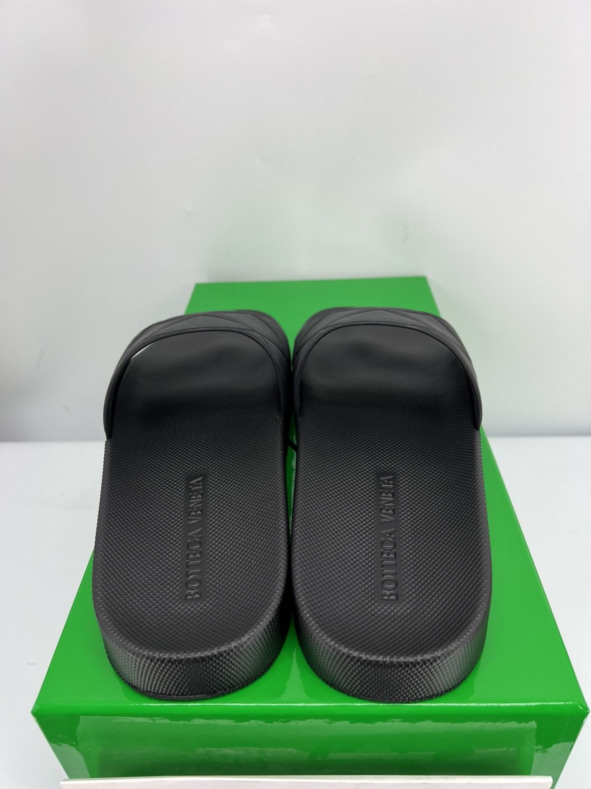 Bottega Veneta Bottega Veneta THE SLIDER SANDAL eu 42 Size US 9 / EU 42 - 4 Thumbnail