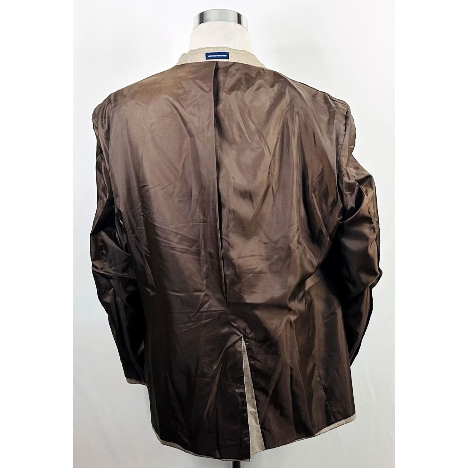 Stafford Stafford 48R Classic Fit Sport Coat Beige Herringbone Two-Button Vented Size US XS / EU 42 / 0 - 8 Thumbnail