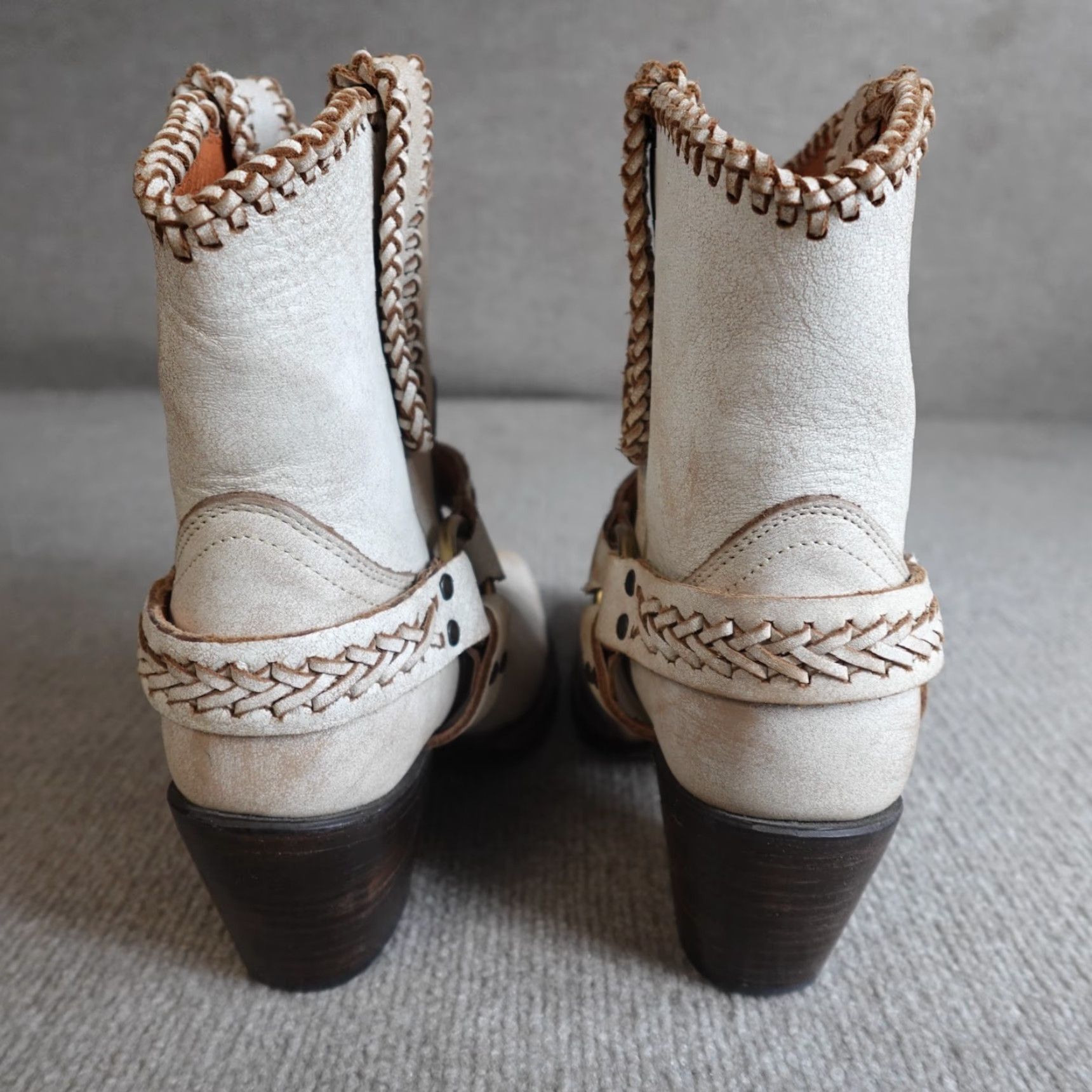 Vintage Cleo + Wolf Boots Womens Leather Harness White Snip Toe 8.5B Block Heel Western Cowgirl Cowboy Ankle Boot Size US 9 / IT 39 - 5 Thumbnail