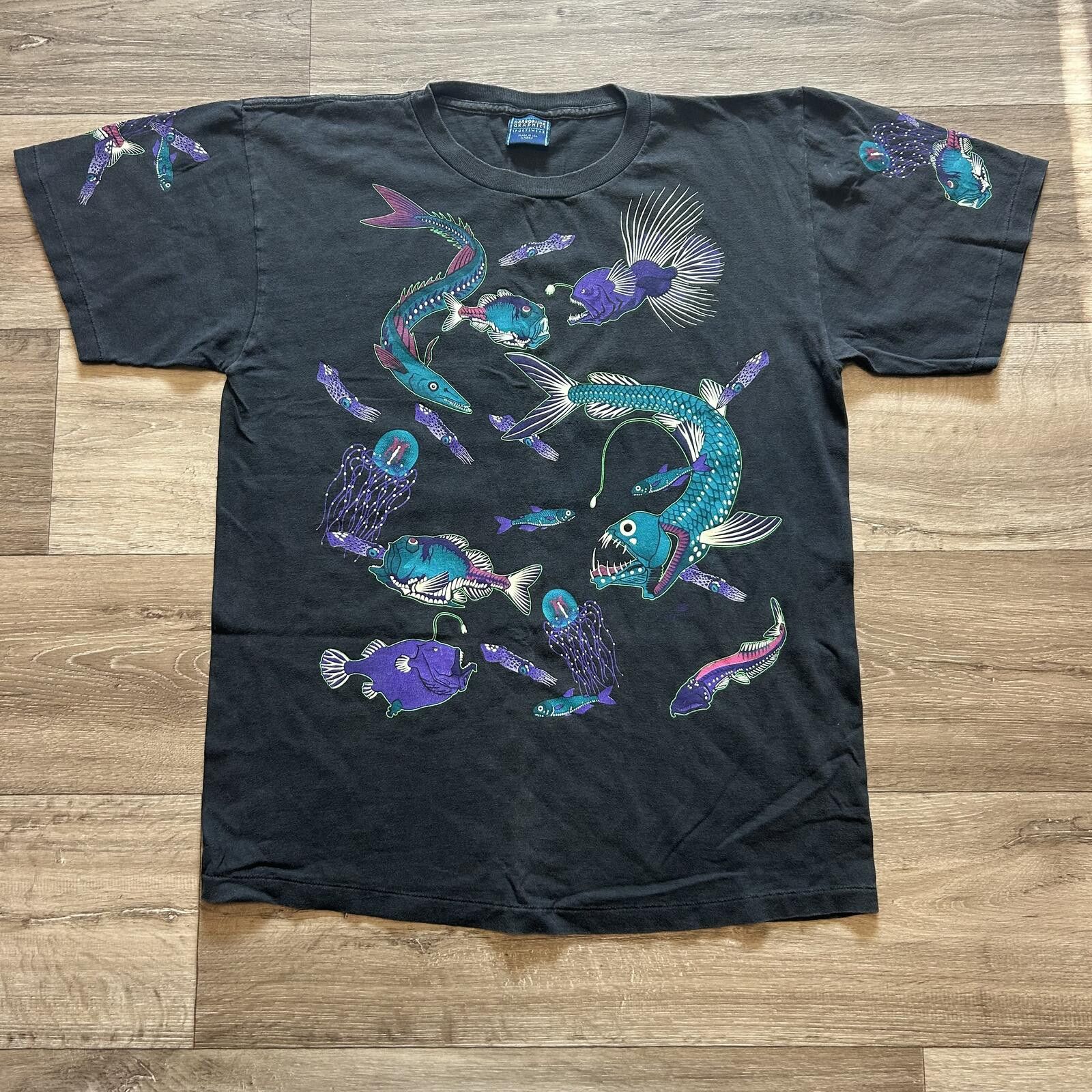 Unknown London Vintage 90’s Deep Sea Creatures Fish Aop Graphic t shirt Size ONE SIZE - 1 Thumbnail