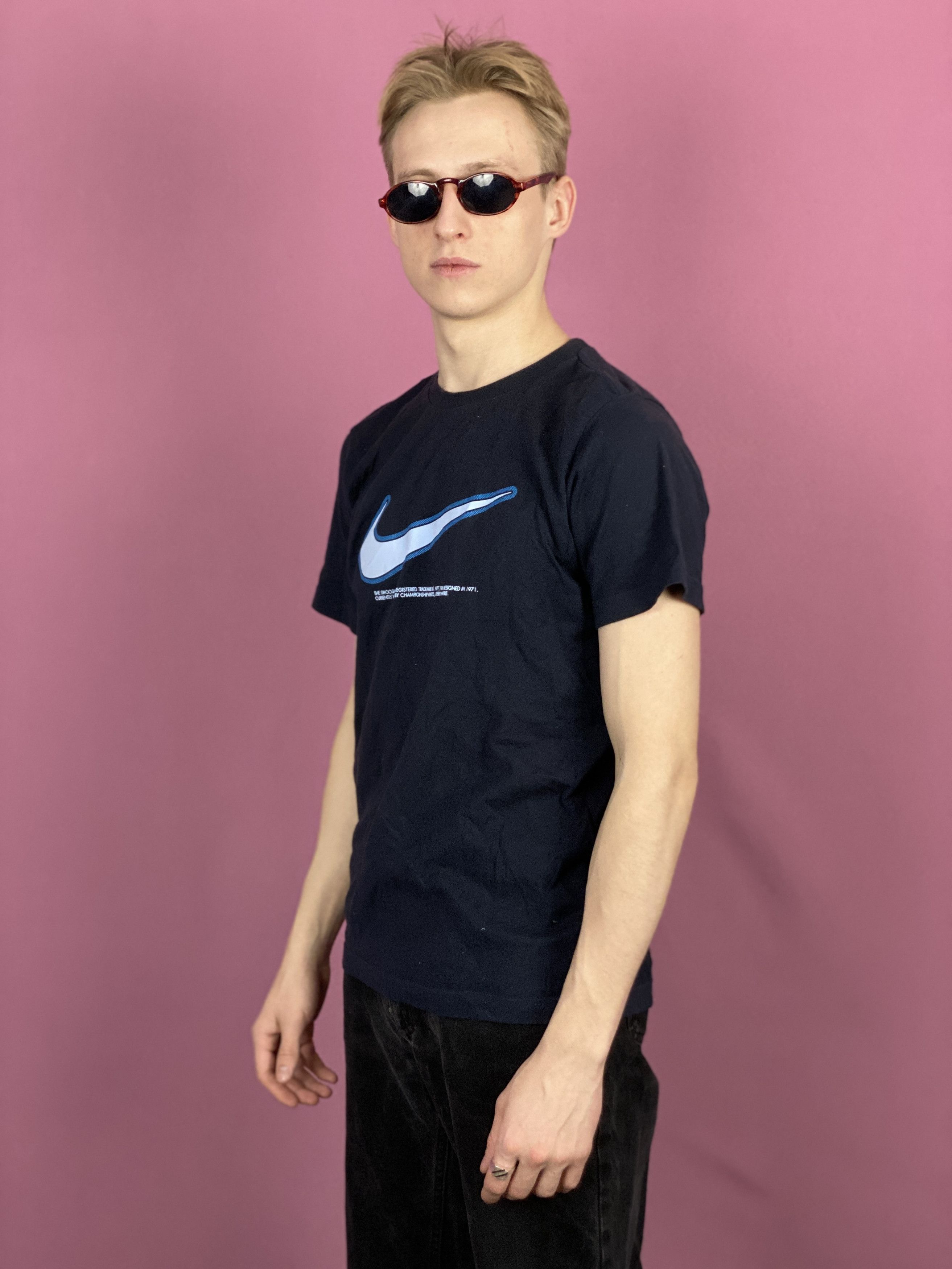 Nike × Vintage 90s Nike Vintage Men's T-Shirt - S Size US S / EU 44-46 / 1 - 2 Thumbnail