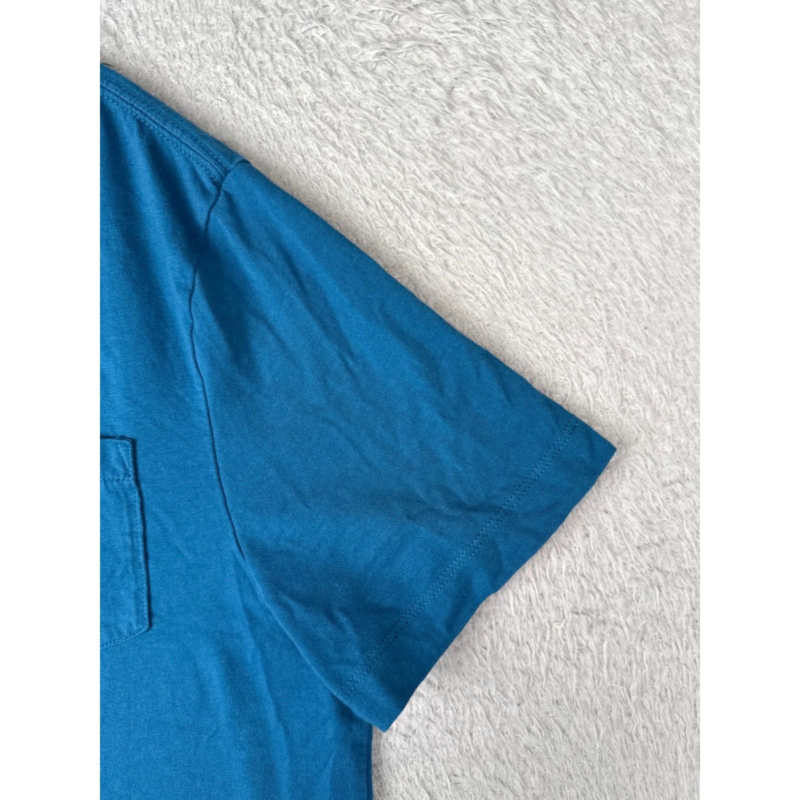 Tommy Hilfiger Tommy Hilfiger Shirt Adult Medium Blue Short Sleeve Crew Neck Pocket Cotton Embroidered Logo Men Size US M / EU 48-50 / 2 - 2 Thumbnail