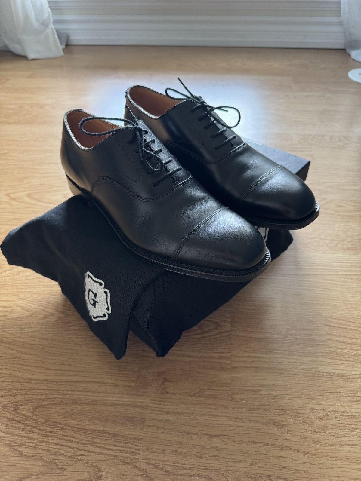 Grenson Grenson Cambridge - Black Cap toe Oxford -8.5uk(9.5us) Size US 8.5 / EU 41-42 - 1 Thumbnail