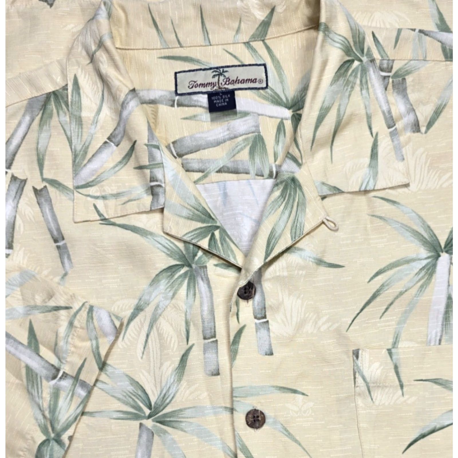 Tommy Bahama TOMMY BAHAMA Mens L Silk Short Sleeve Button-Up Yellow Hawaiian Camp Shirt Size US L / EU 52-54 / 3 - 2 Thumbnail