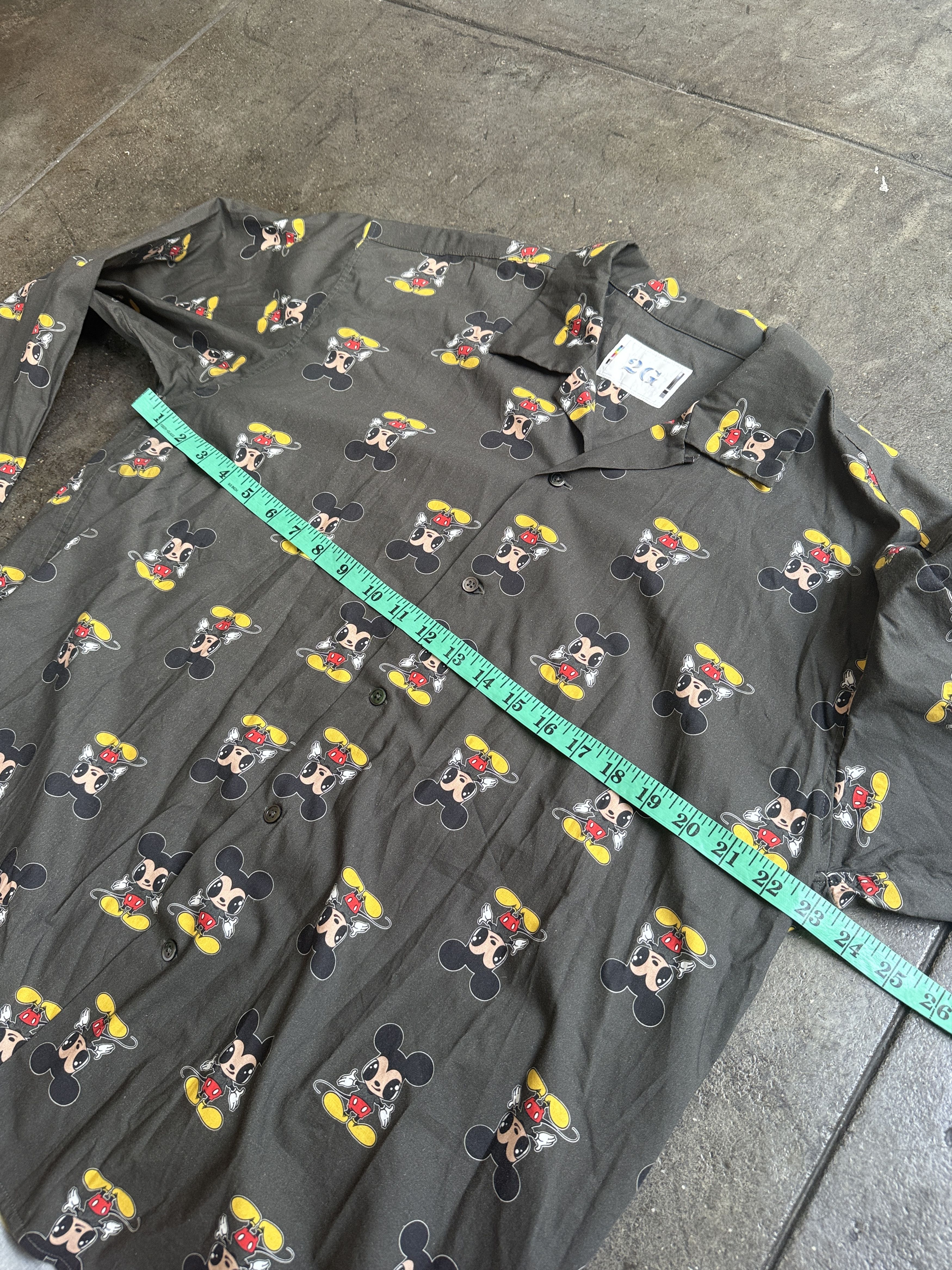 Disney 2G Japanese Tokyo Shirt w/ Mickey Mouse Size US M / EU 48-50 / 2 - 9 Thumbnail