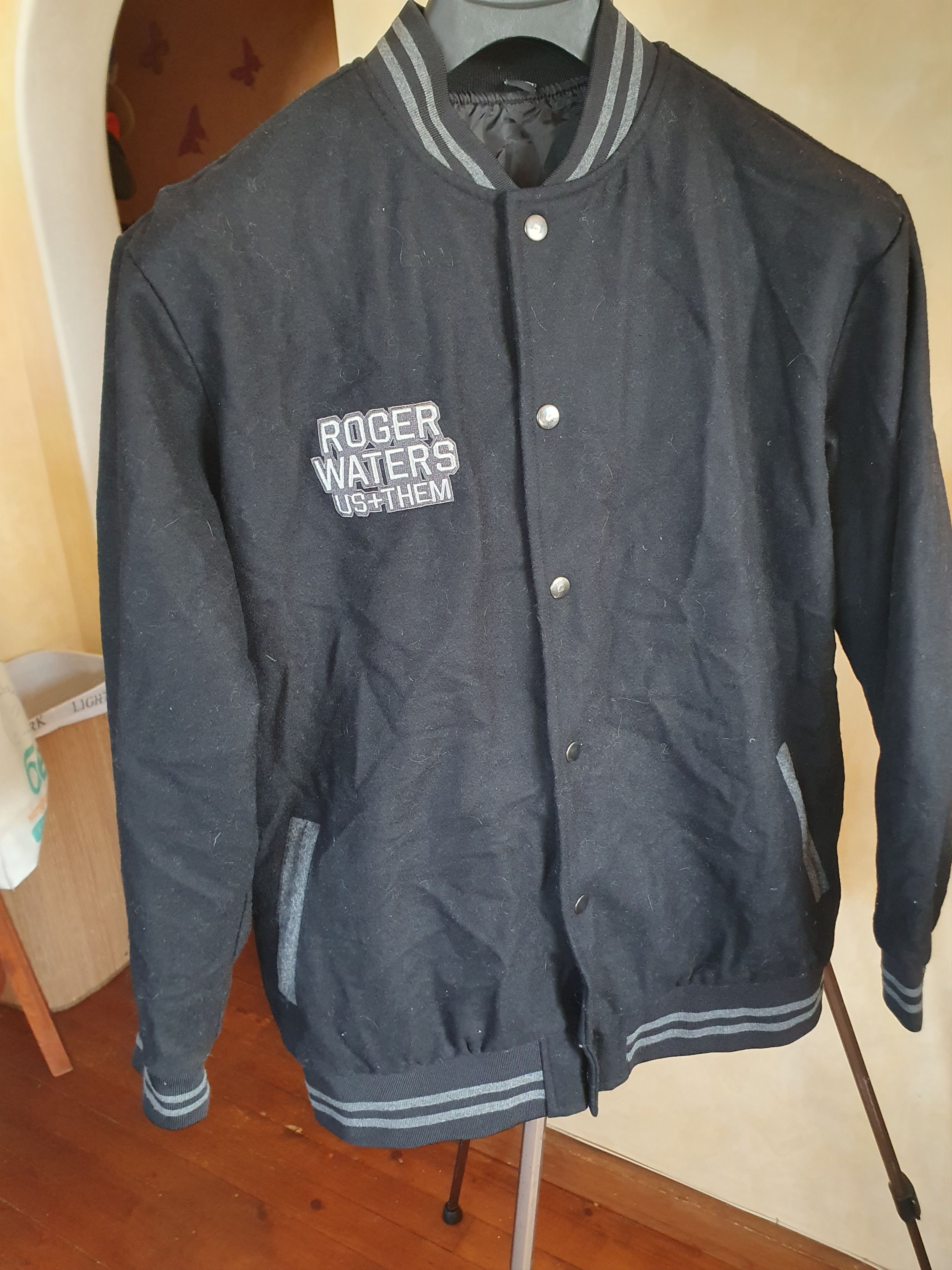 Band Tees × Pink Floyd Roger Waters Us + Them Tour Wool Pigs Varsity Jacket sz M Size US M / EU 48-50 / 2 - 3 Thumbnail