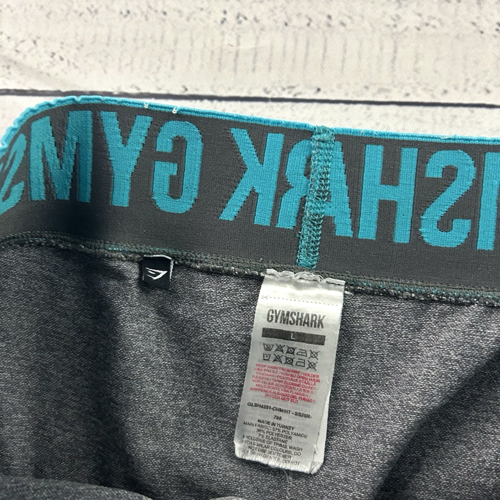 Gymshark Gymshark Tight Athletic Shorts Women's L Gray Teal Blue Athletic Womens L Shorts Size 36" / US 14 / IT 50 - 3 Thumbnail