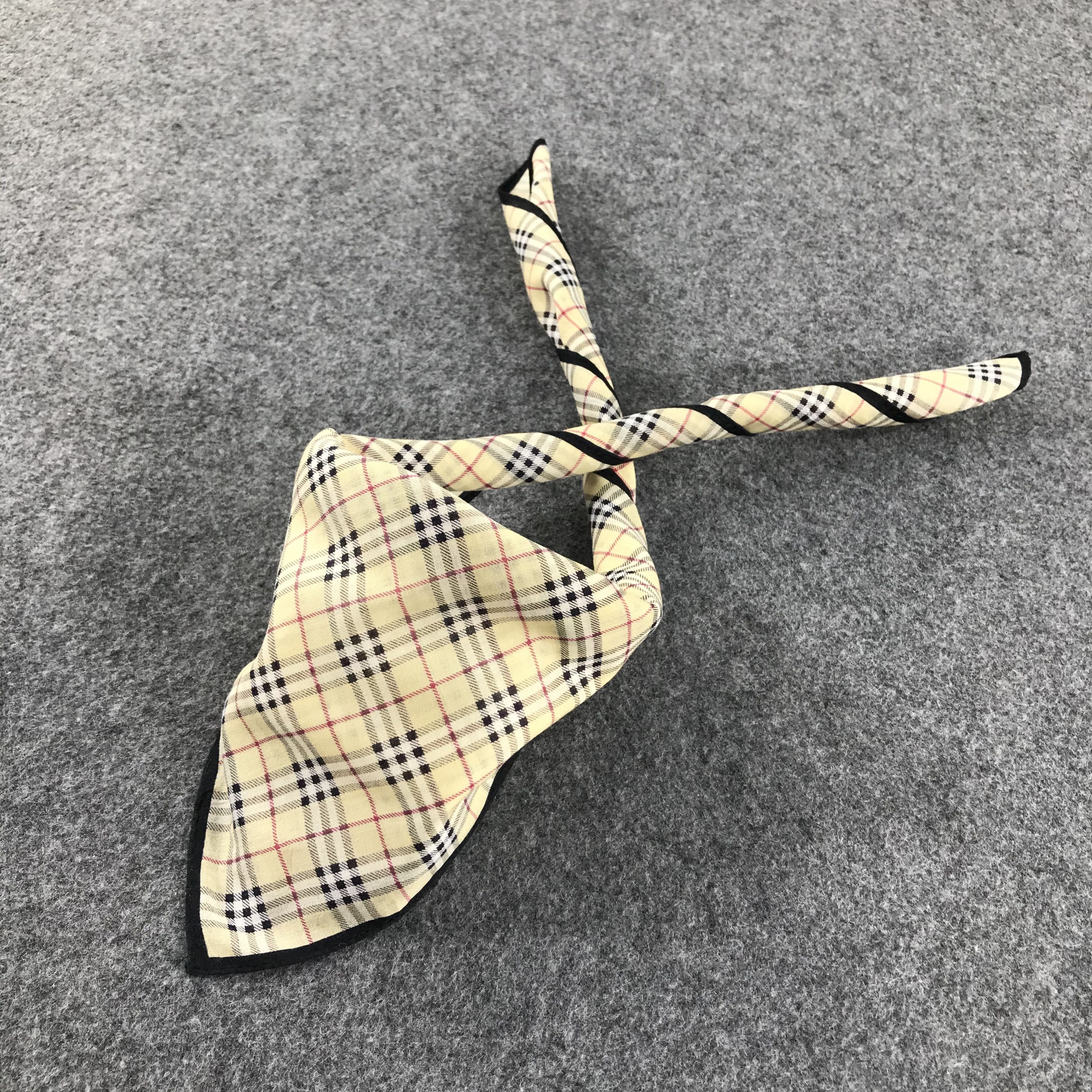 Burberry Burberry Handkerchief Bandana Neckerchief H396 Size ONE SIZE - 2 Thumbnail