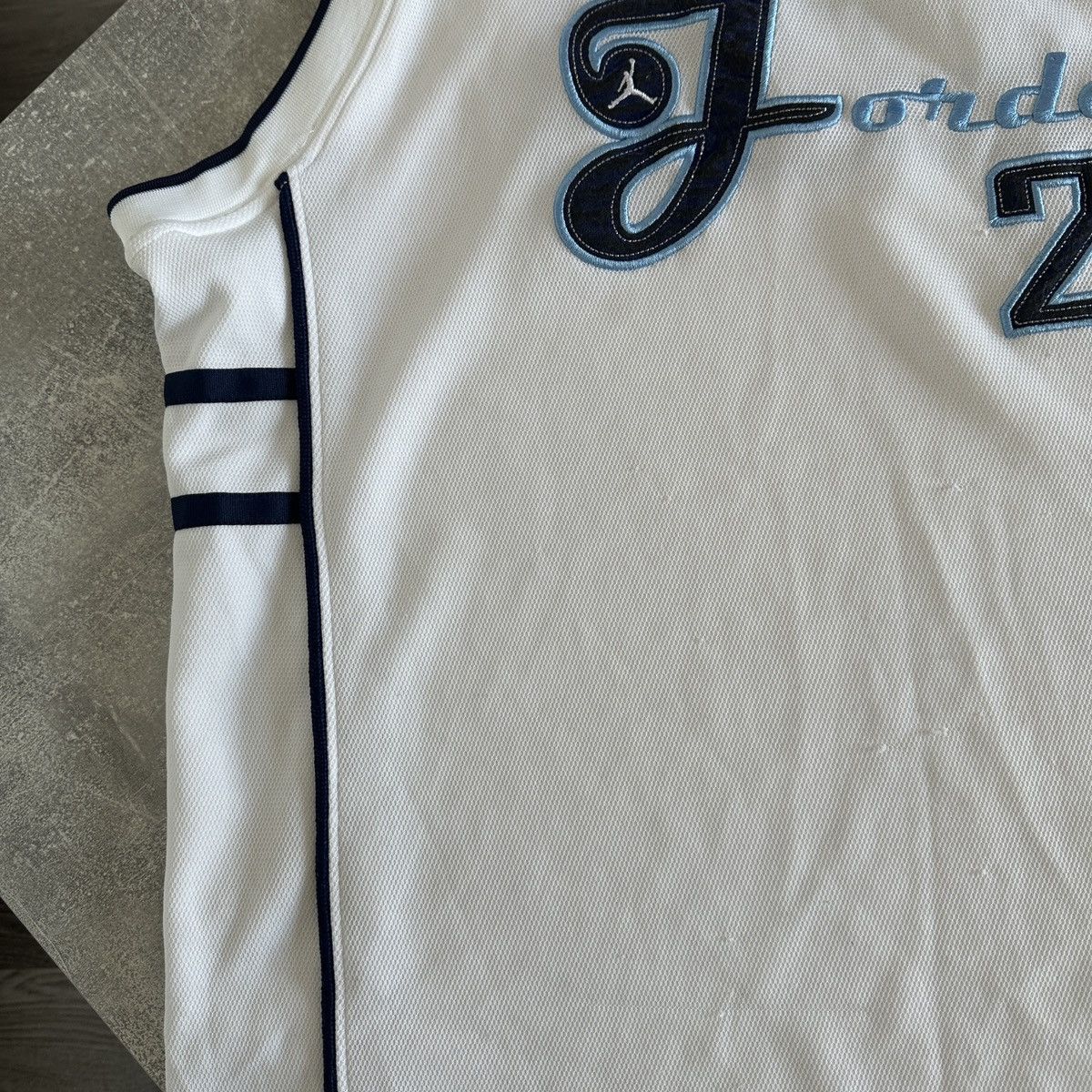 Jordan Brand Vintage 00s Jordan 23 jersey NBA basketball y2k og rap Size US L / EU 52-54 / 3 - 10 Thumbnail