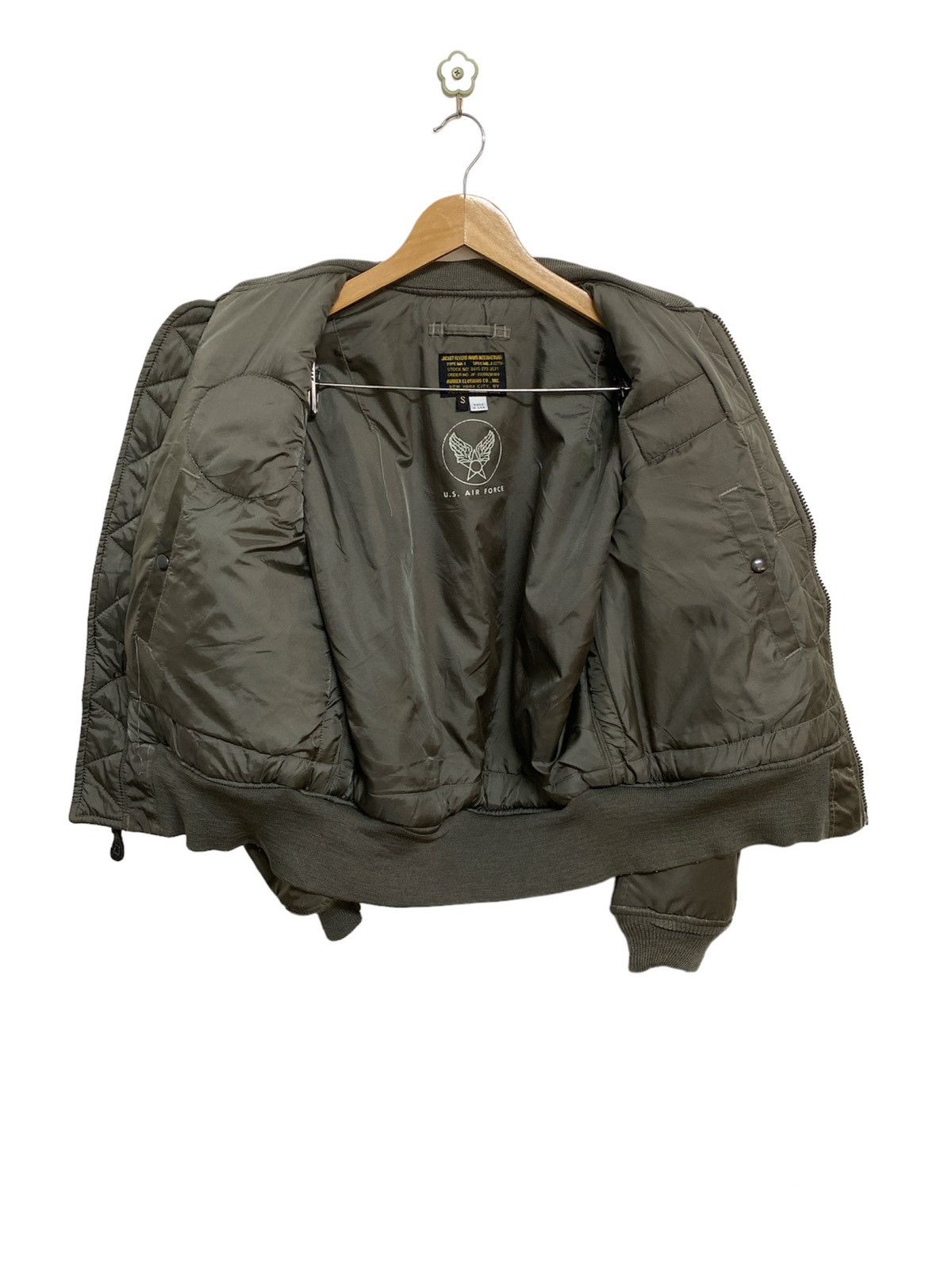 Avirex Ma 1 - Vtg Avirex MA-1 Dragon Flight Bomber Jacket USAF Size US S / EU 44-46 / 1 - 13 Thumbnail