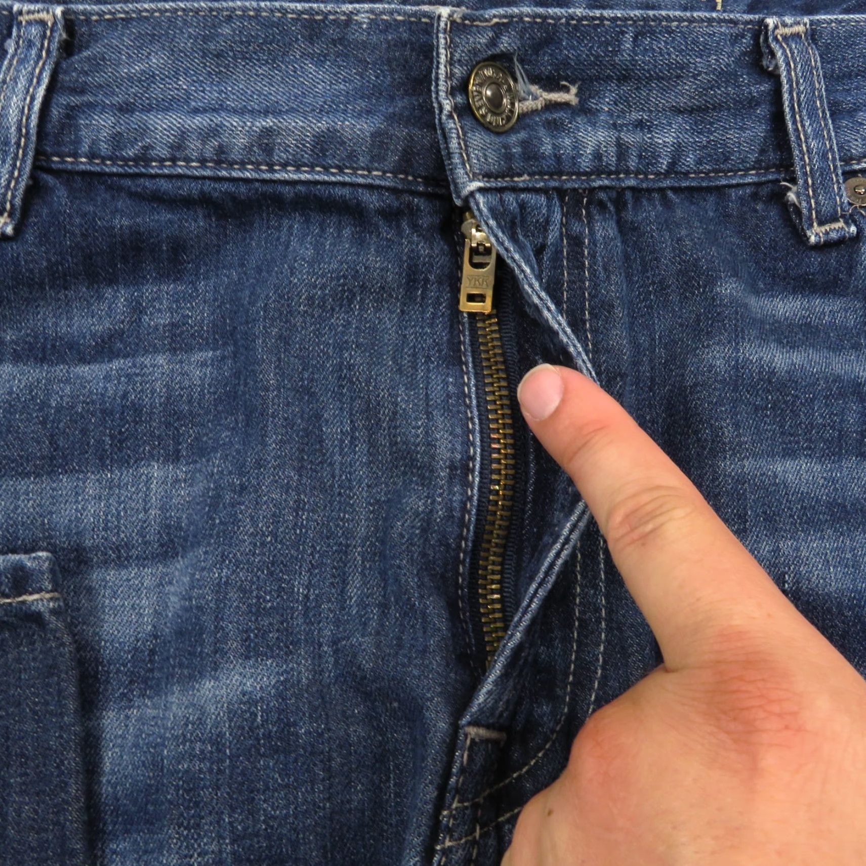 7 For All Mankind 7 For All Mankind Jeans Mens Slim 40x34 Dark Wash 100% Cotton Denim 5-Pocket Style Straight Size US 40 / EU 56 - 6 Thumbnail