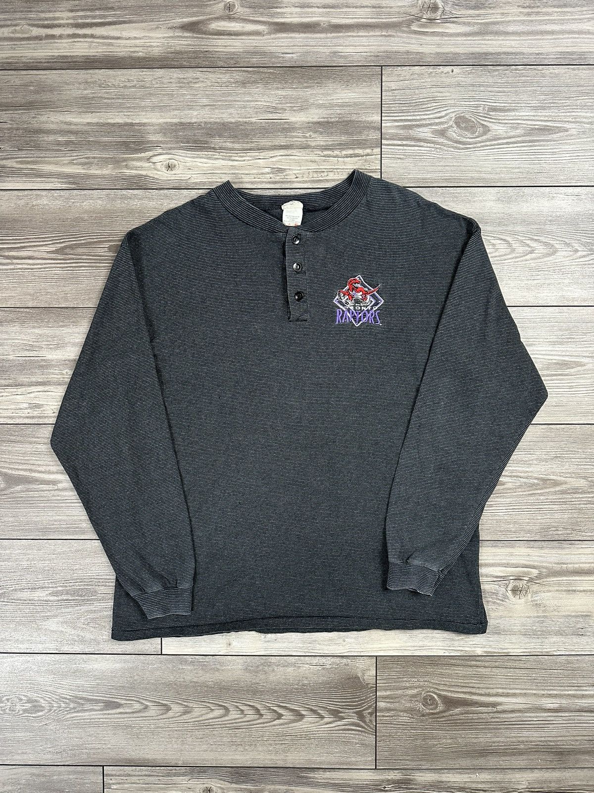 NBA × Vintage 90s Raven Athletic Toronto Raptors Striped Henley Longsleeve Size US XL / EU 56 / 4 - 1 Thumbnail