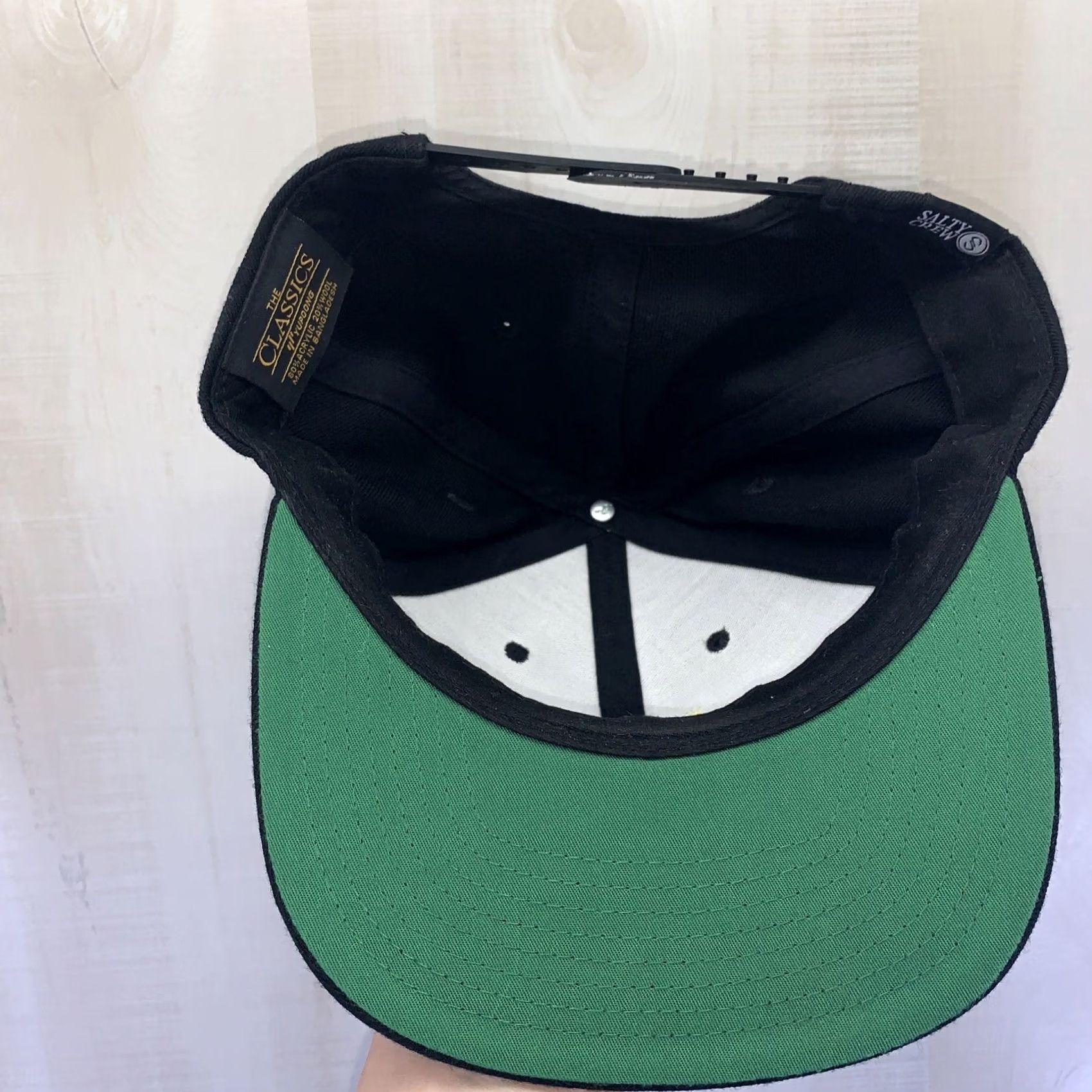 Vintage Salty Crew Chasing Tail Embroidered Black Snapback Baseball Mens Hat- Size ONE SIZE - 5 Thumbnail