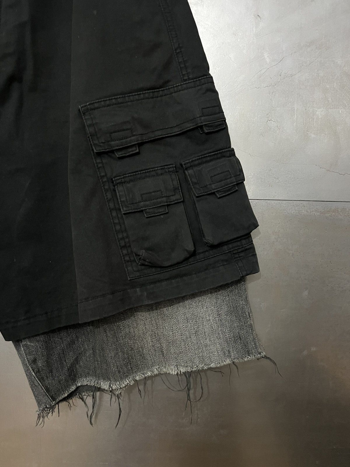 Balenciaga Balenciaga Hybrid Denim **Cut Shorts** Size US 30 / EU 46 - 3 Thumbnail