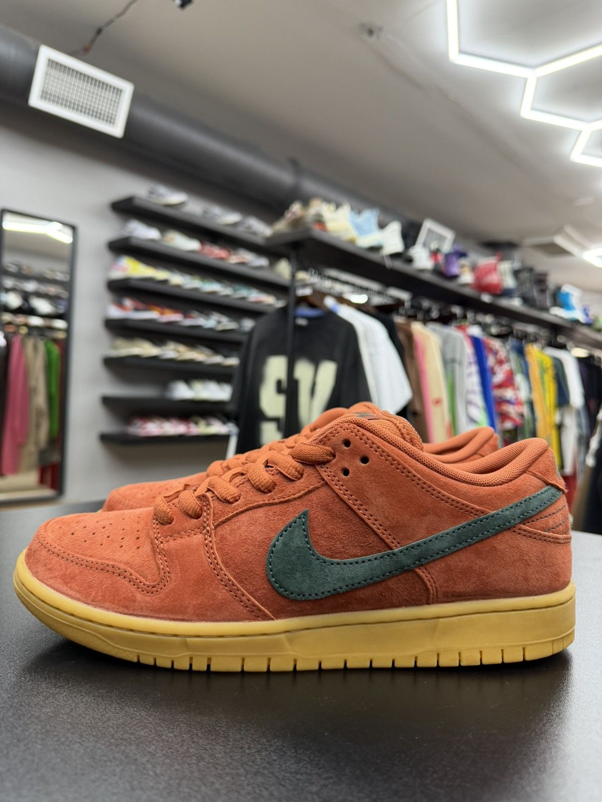 Nike Size 9 - Nike SB Dunk Low Burnt Sunrise Size US 9 / EU 42 - 1 Thumbnail
