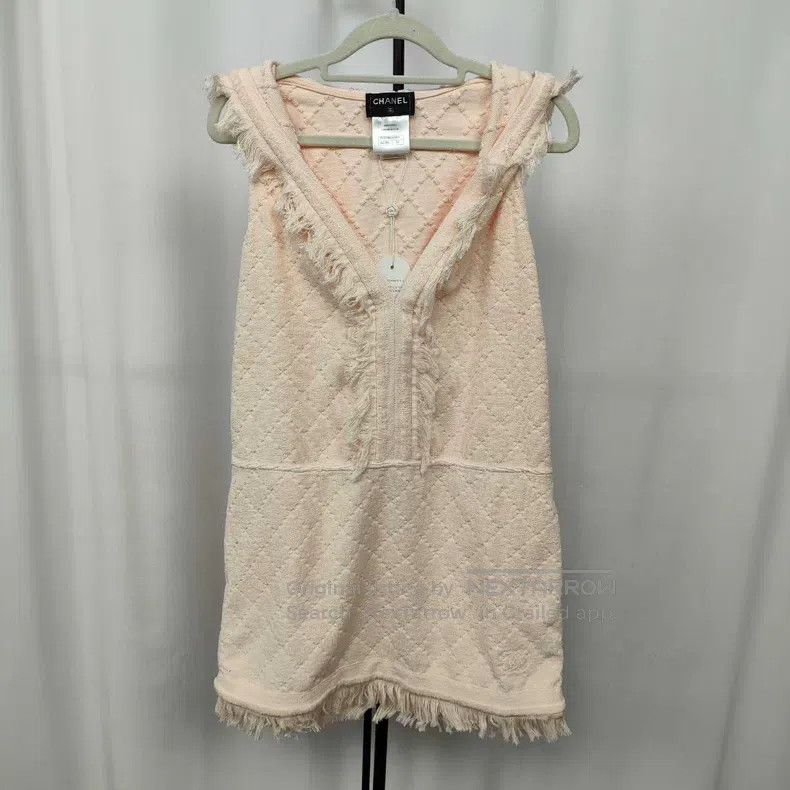 Chanel Chanel Beige knitted hooded dress Size XS / US 0-2 / IT 36-38 - 1 Thumbnail