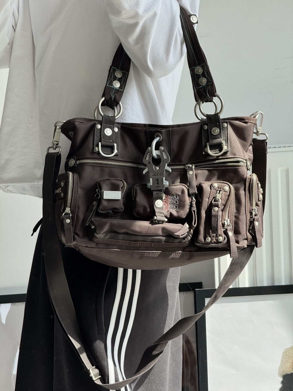 George Gina & Lucy × Japanese Brand Very Rare George Gina & lucy Y2k Alyx Bag Crossbody Handbag Size ONE SIZE - 19 Thumbnail