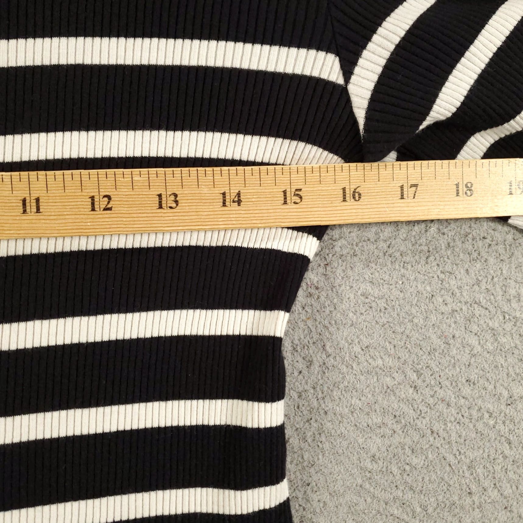 Torrid Torrid Dress Womens 2X White Striped Ribbed Bodycon Knit Midi Dress Pullover Cap Sleeve Scoop Neck Casual Party/Cocktail Nautical Classic 2X Womens Size XXL / US 16-18 / IT 52-54 - 3 Thumbnail