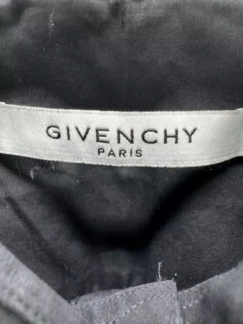 Givenchy Givenchy Sise37 Shark Shirt Size US M / EU 48-50 / 2 - 3 Thumbnail
