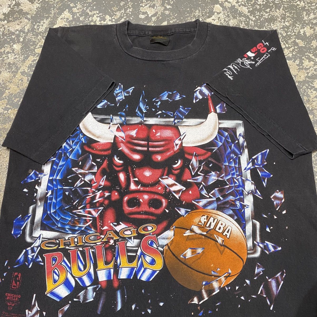 NBA × Vintage Vintage Chicago Bulls Shattered Backboard 1992 NBA Tshirt Size US L / EU 52-54 / 3 - 3 Thumbnail