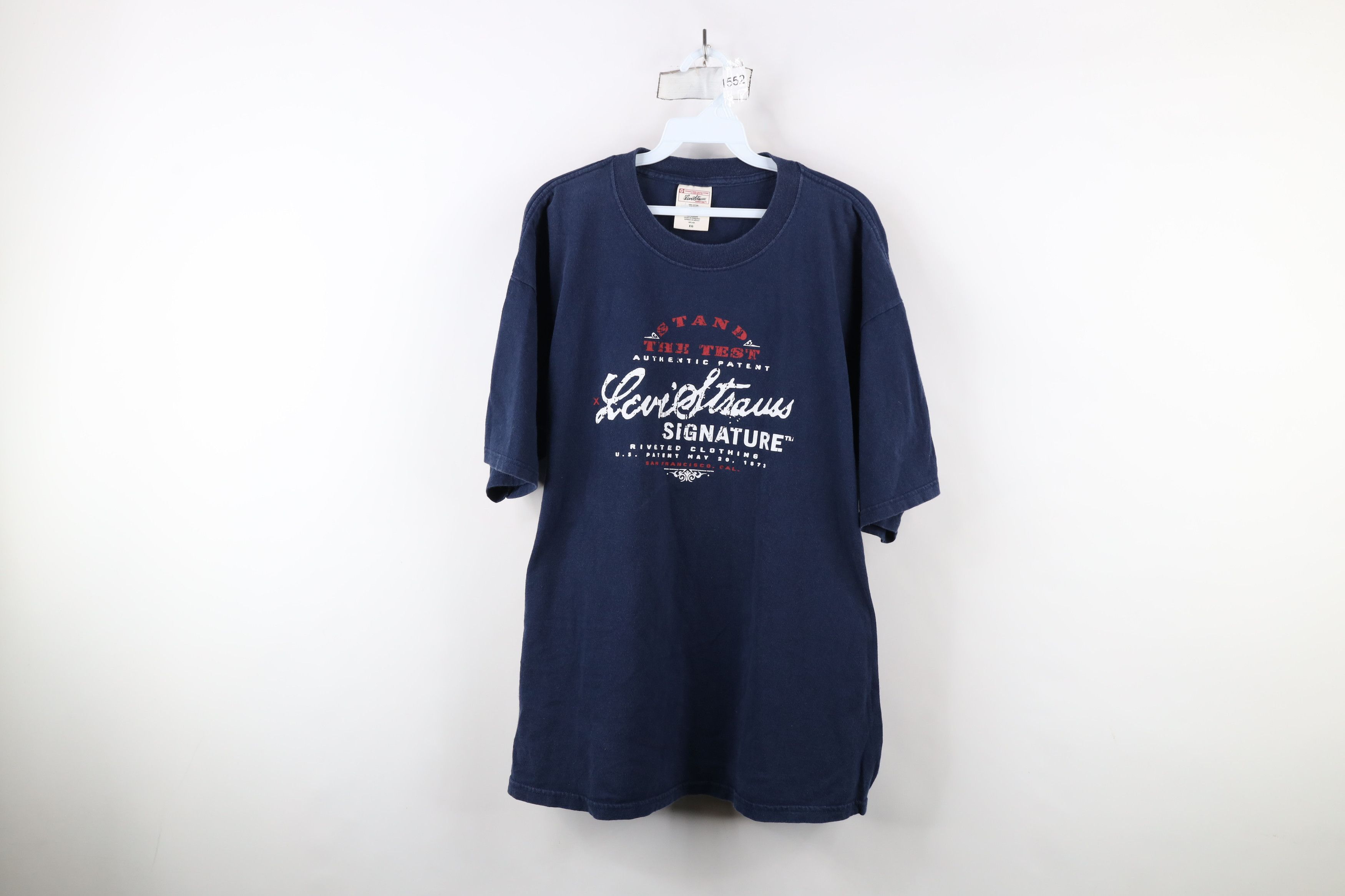 Levi's × Vintage Vintage Y2K Levis Script Short Sleeve T-Shirt Navy Blue Size US XL / EU 56 / 4 - 1 Thumbnail