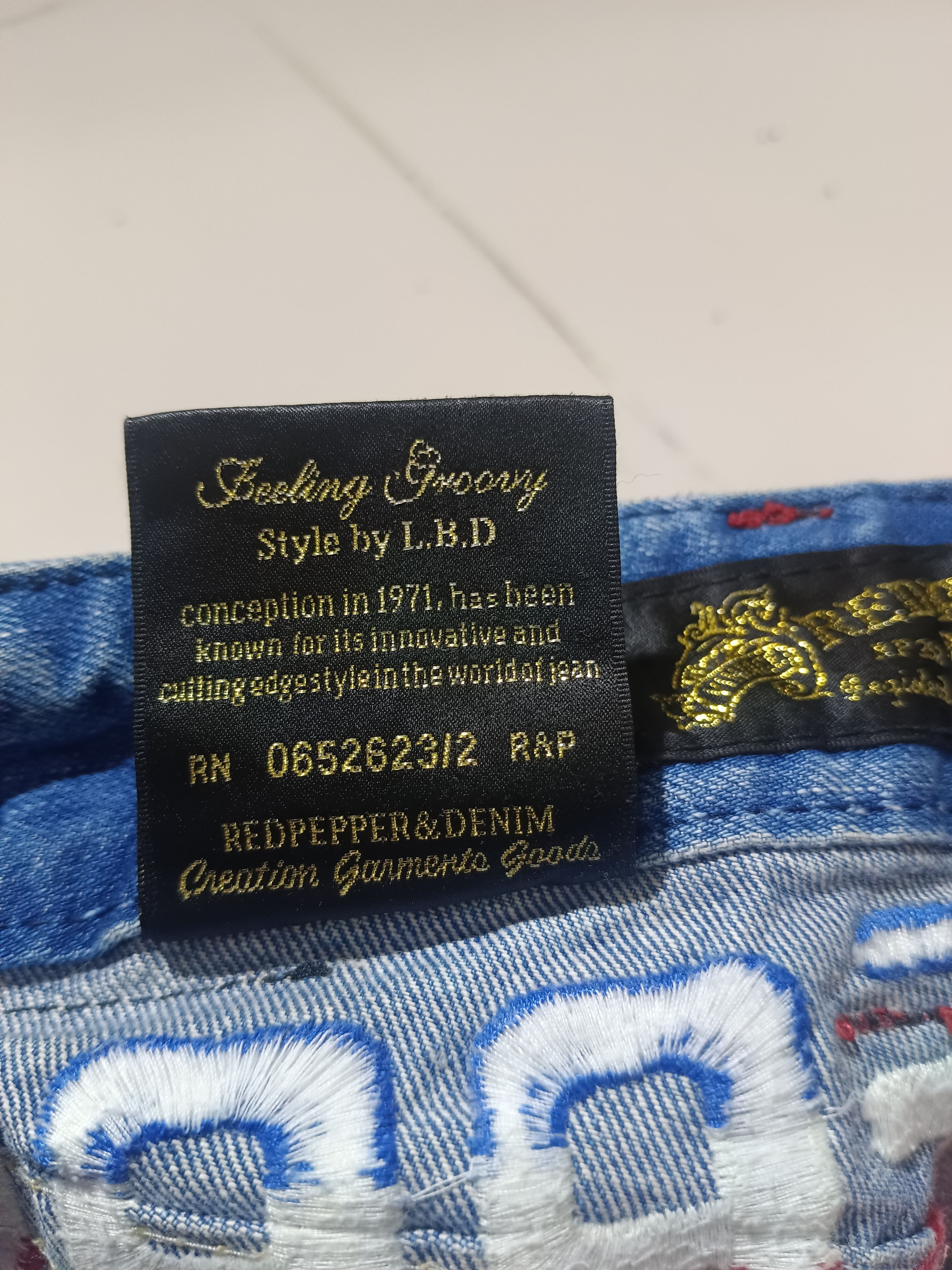 If Six Was Nine × Le Grande Bleu (L.G.B.) FLARE JEANS RED PEPPER DISTRESSED DENIM BOOT CUT PANTS Size US 28 / EU 44 - 17 Thumbnail