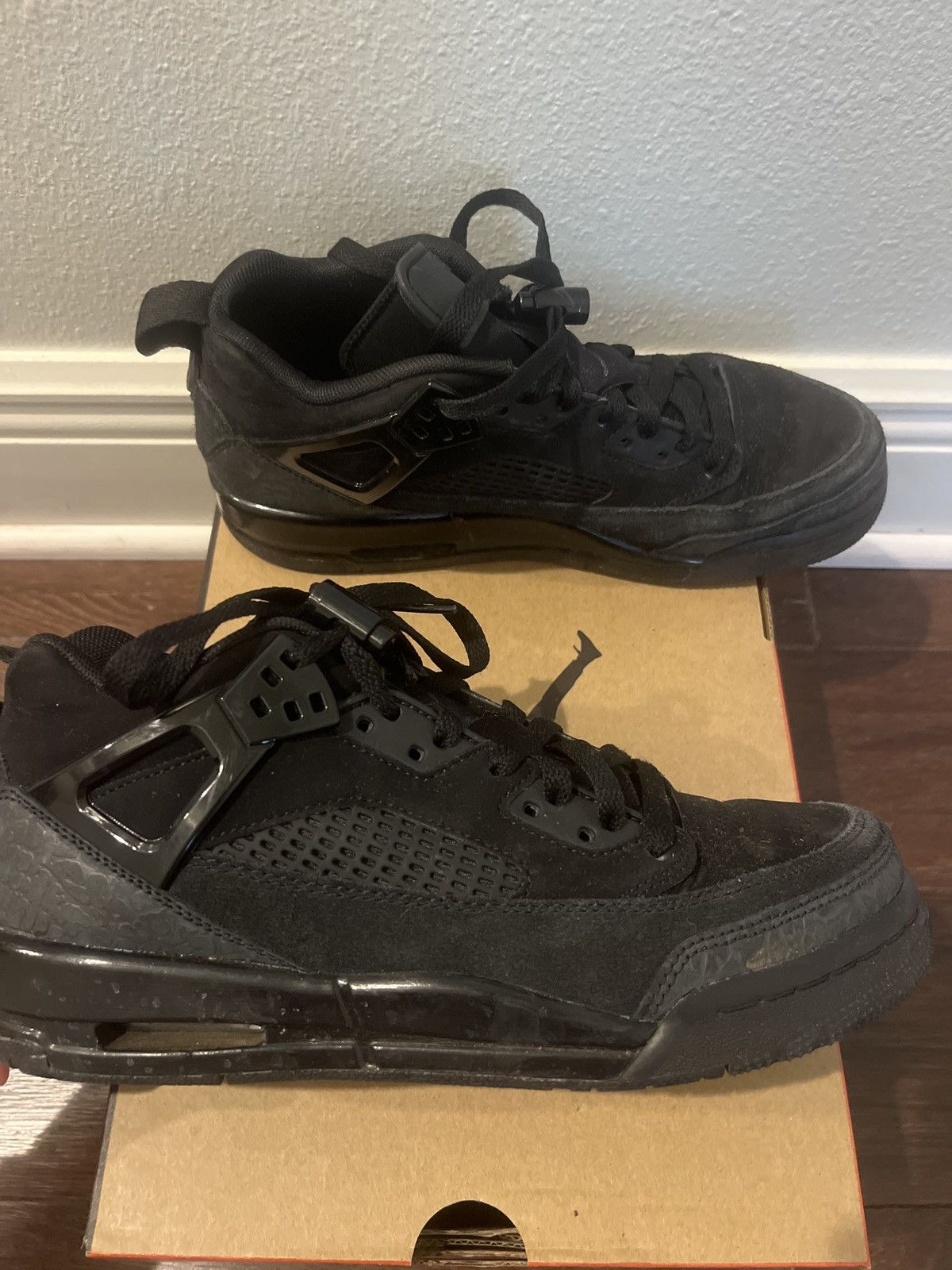 Jordan Brand Black Jordan Spizike Size US 6 / EU 39 - 2 Thumbnail