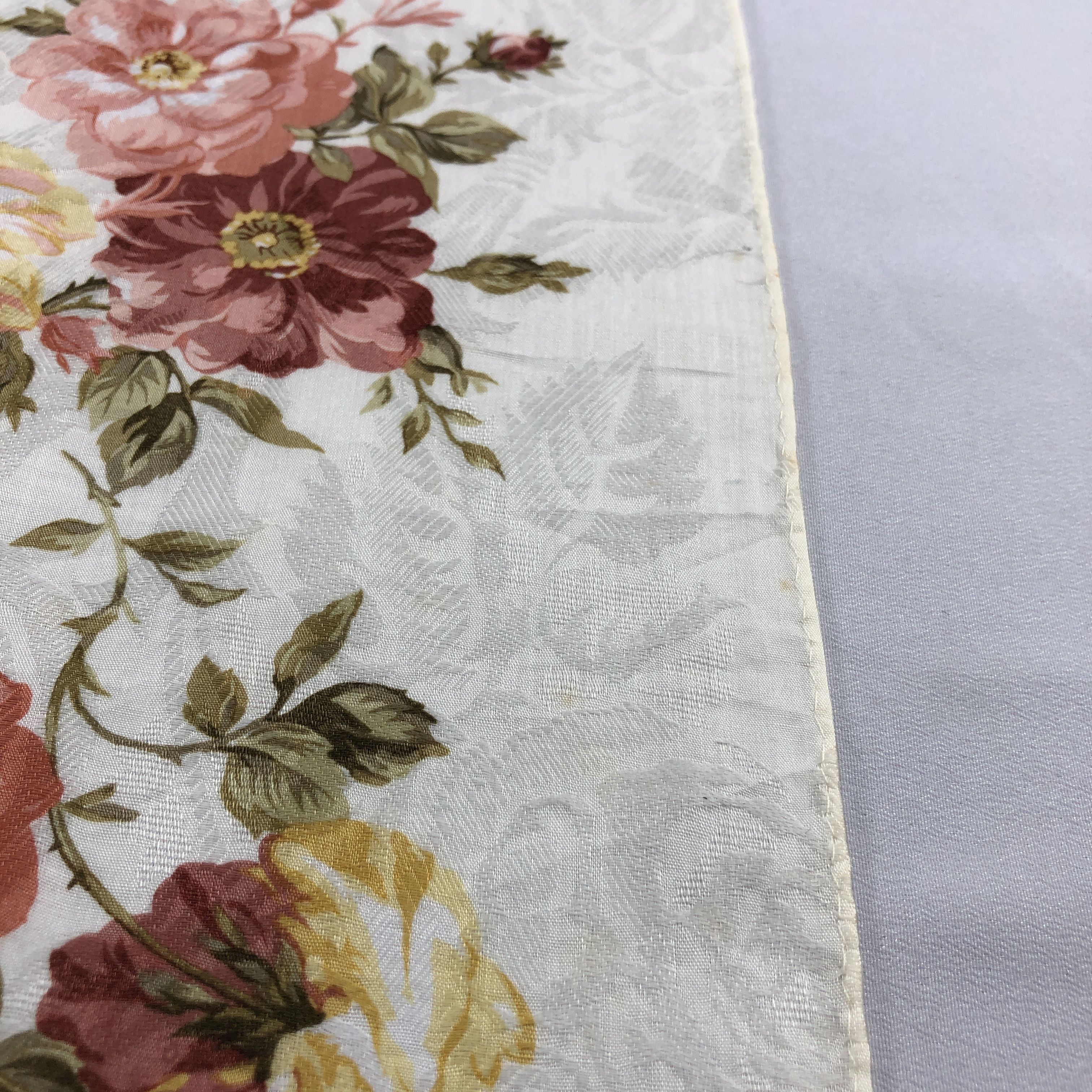Ralph Lauren Ralph Lauren Handkerchief Neckerchief Bandana H3100 Size ONE SIZE - 12 Thumbnail