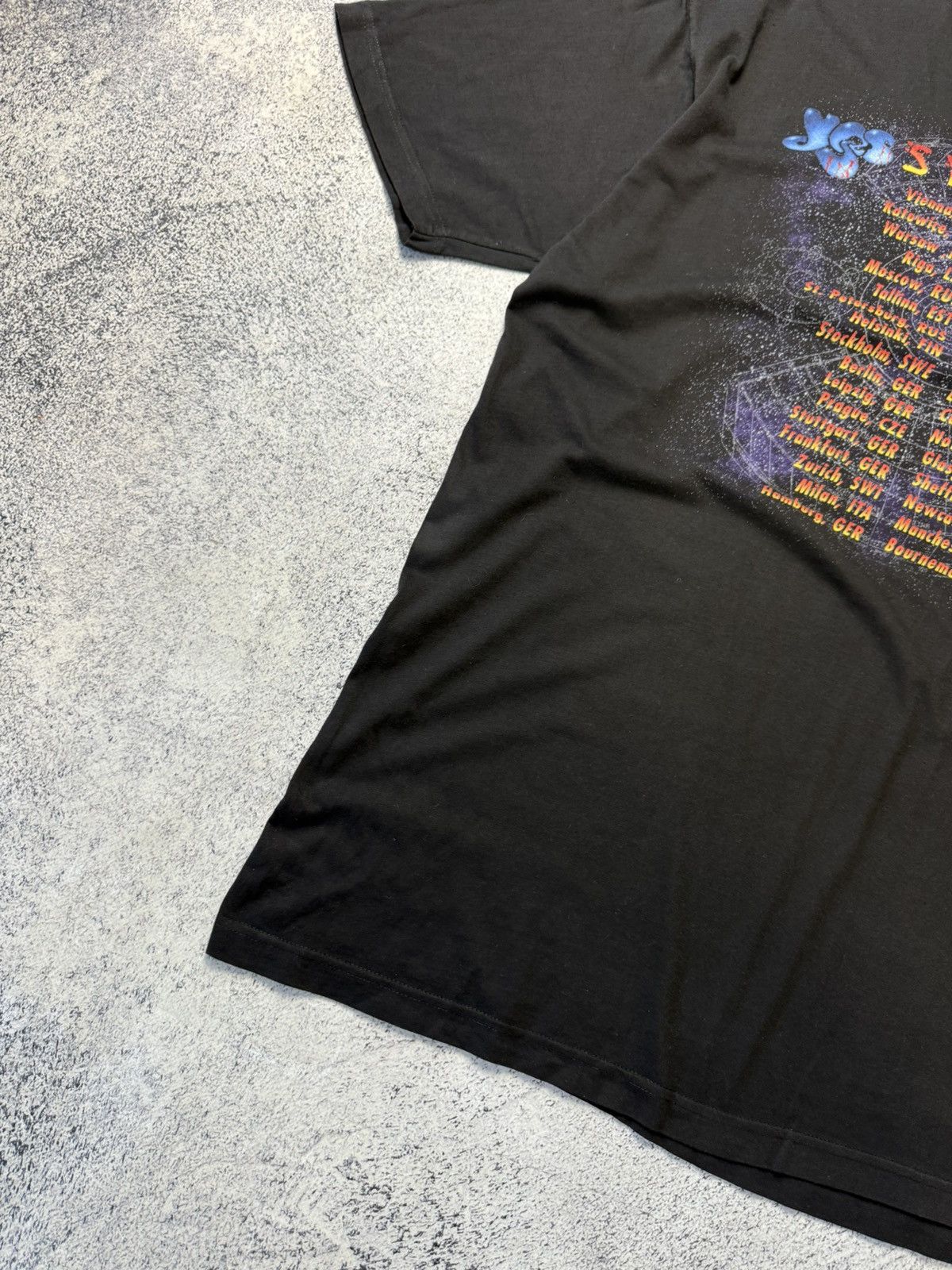Vintage Vintage YES concert T-shirt “Symphonic” tour in 2001 Size US XL / EU 56 / 4 - 19 Thumbnail