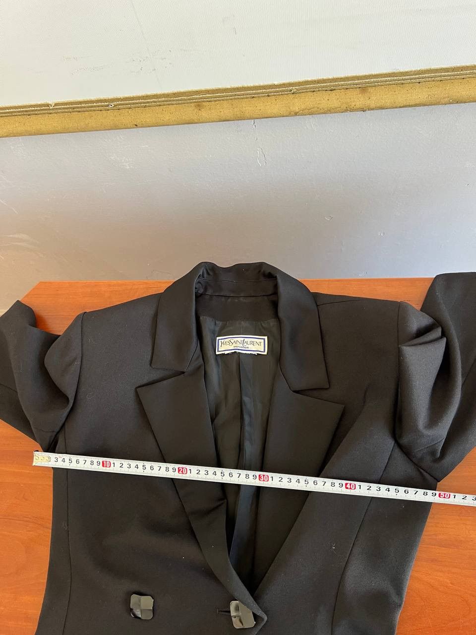 Yves Saint Laurent YVES SAINT LAURENT VARIATION BLACK WOOL RARE TUXEDO BLAZER M Size M / US 6-8 / IT 42-44 - 14 Thumbnail