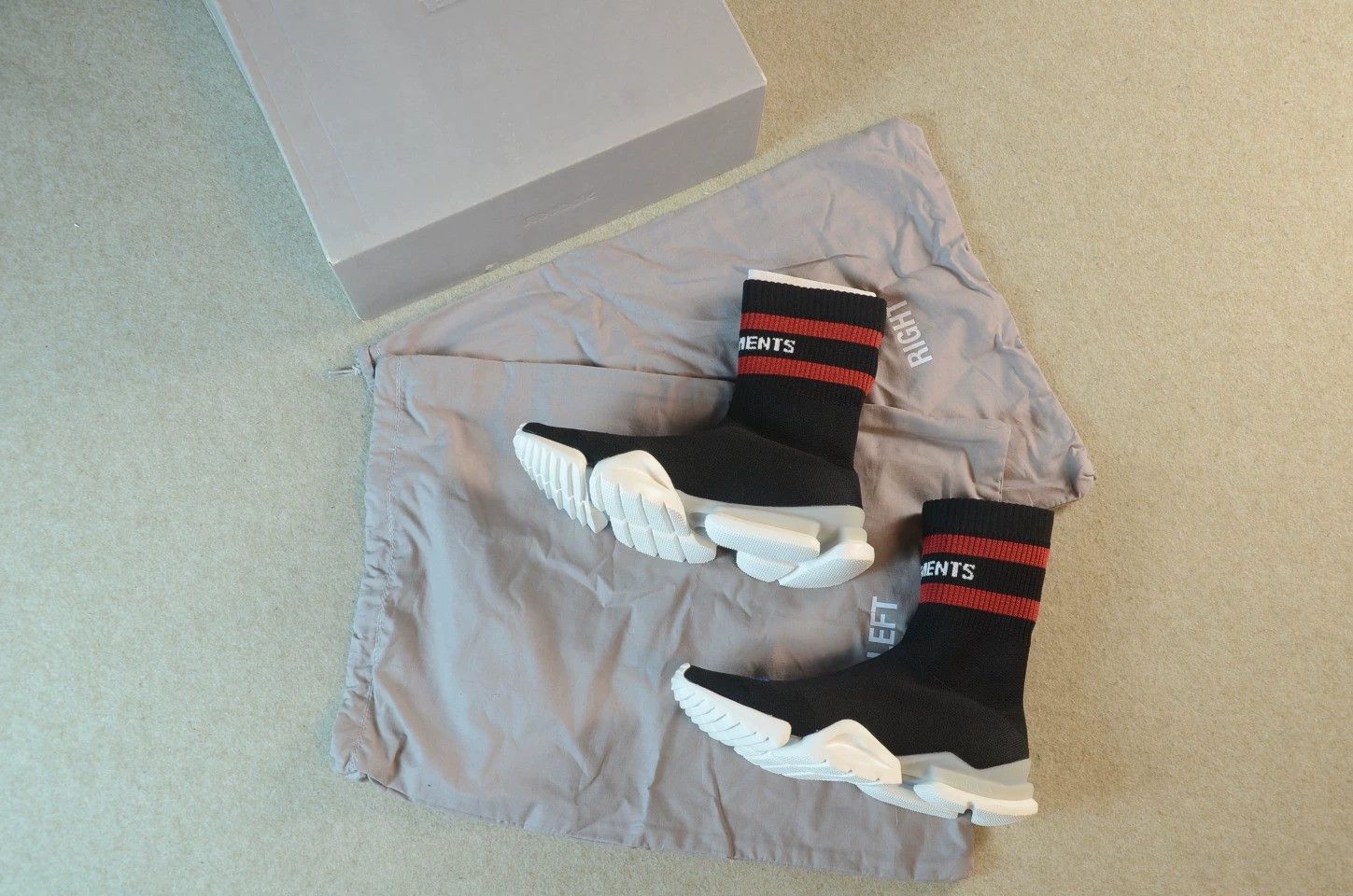 Other Vetements x Reebok Sock Pump High Black Sock Boot Size US 5 / IT 35 - 1 Thumbnail