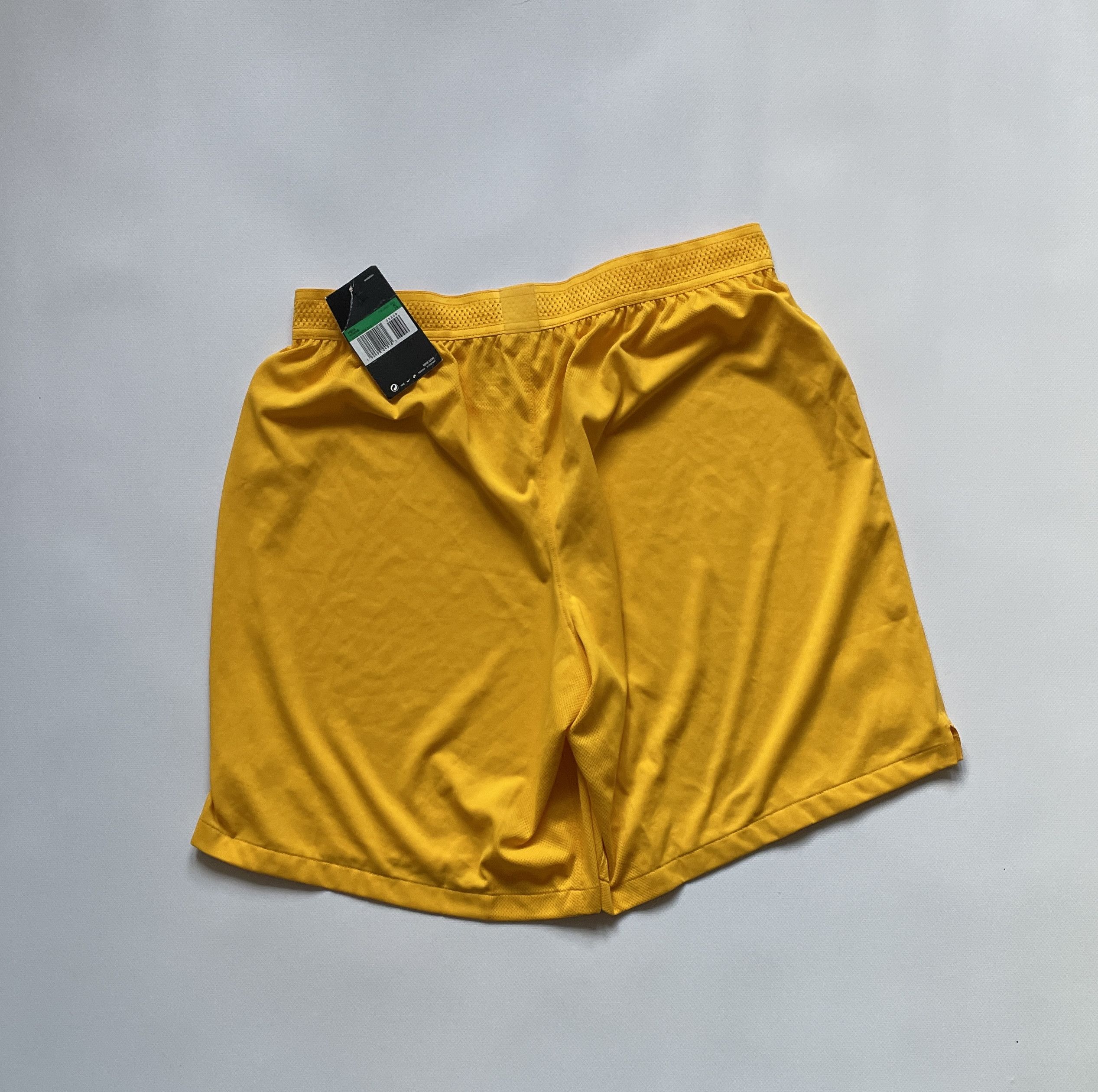 Nike Tottenham Hotspur Goalkeeper Shorts 2019 Vaporknit Authentic Size US 36 / EU 52 - 2 Thumbnail