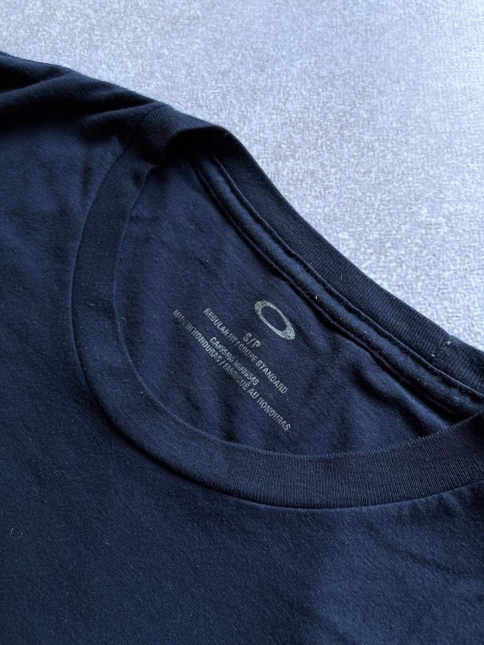 Oakley × Vintage Vintage Oakley Archival Boxy T-shirt Y2K S Size US S / EU 44-46 / 1 - 5 Thumbnail