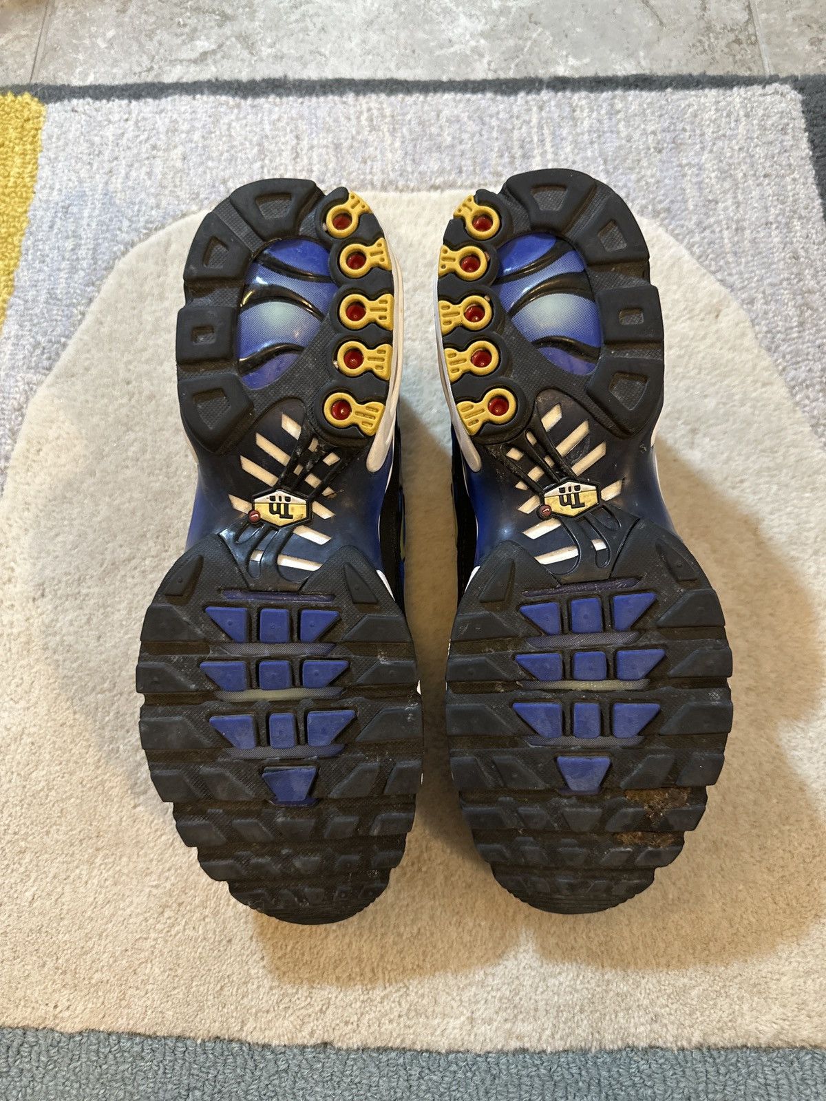 Nike Nike Air Max Plus OG 2018 ‘Hyper Blue’ - Used - Size 10.5 Size US 10.5 / EU 43-44 - 8 Thumbnail