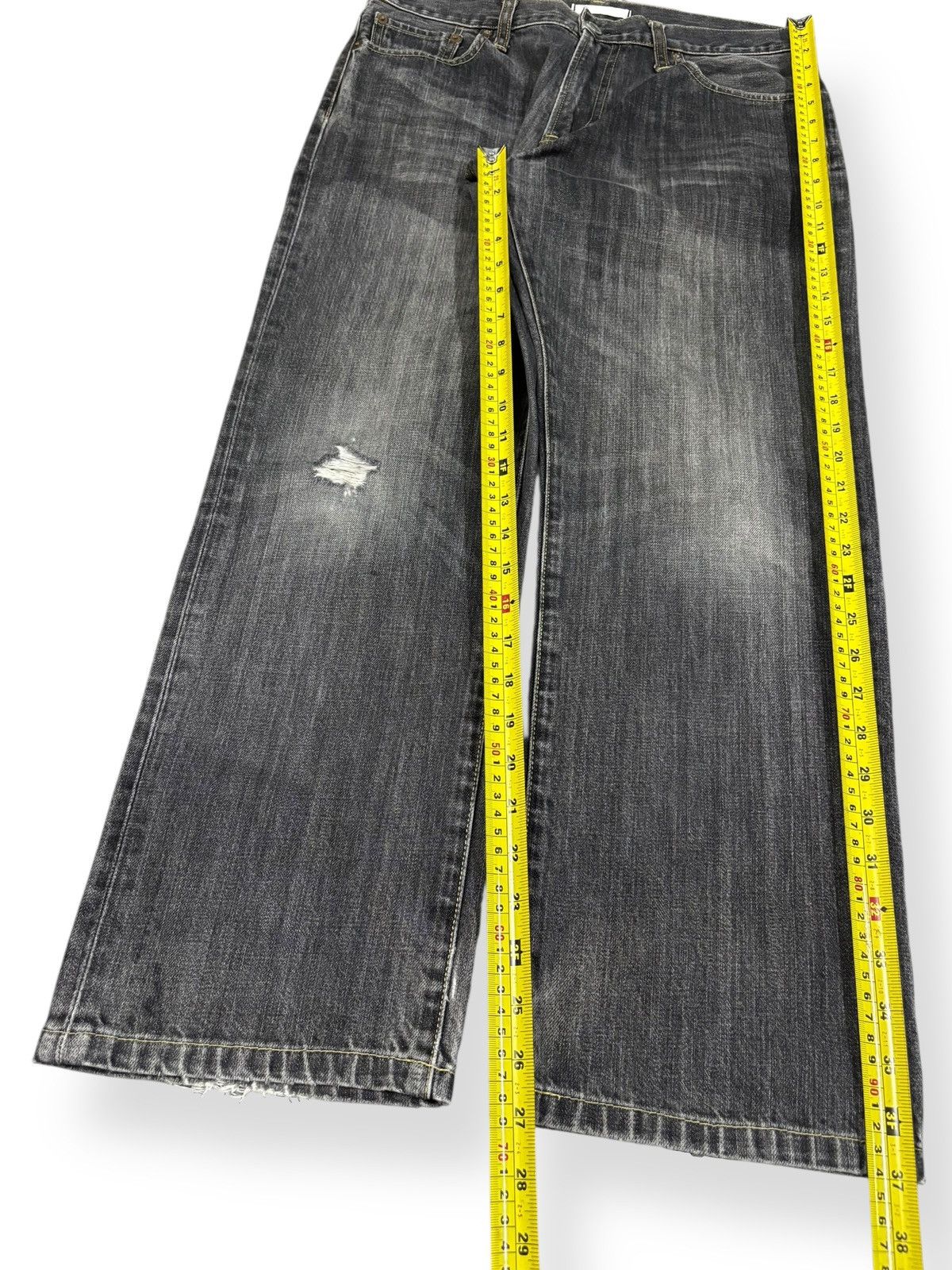 Undercover × Uniqlo Vintage Japanese Brand Uniqlo Faded Washed Distressed Jeans Size US 32 / EU 48 - 11 Thumbnail