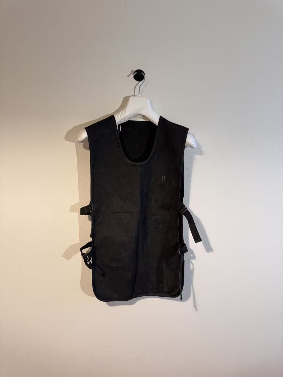 11 By Boris Bidjan Saberi 11 By Boris Bidjan Saberi Black Vest Unisize Size US L / EU 52-54 / 3 - 3 Thumbnail