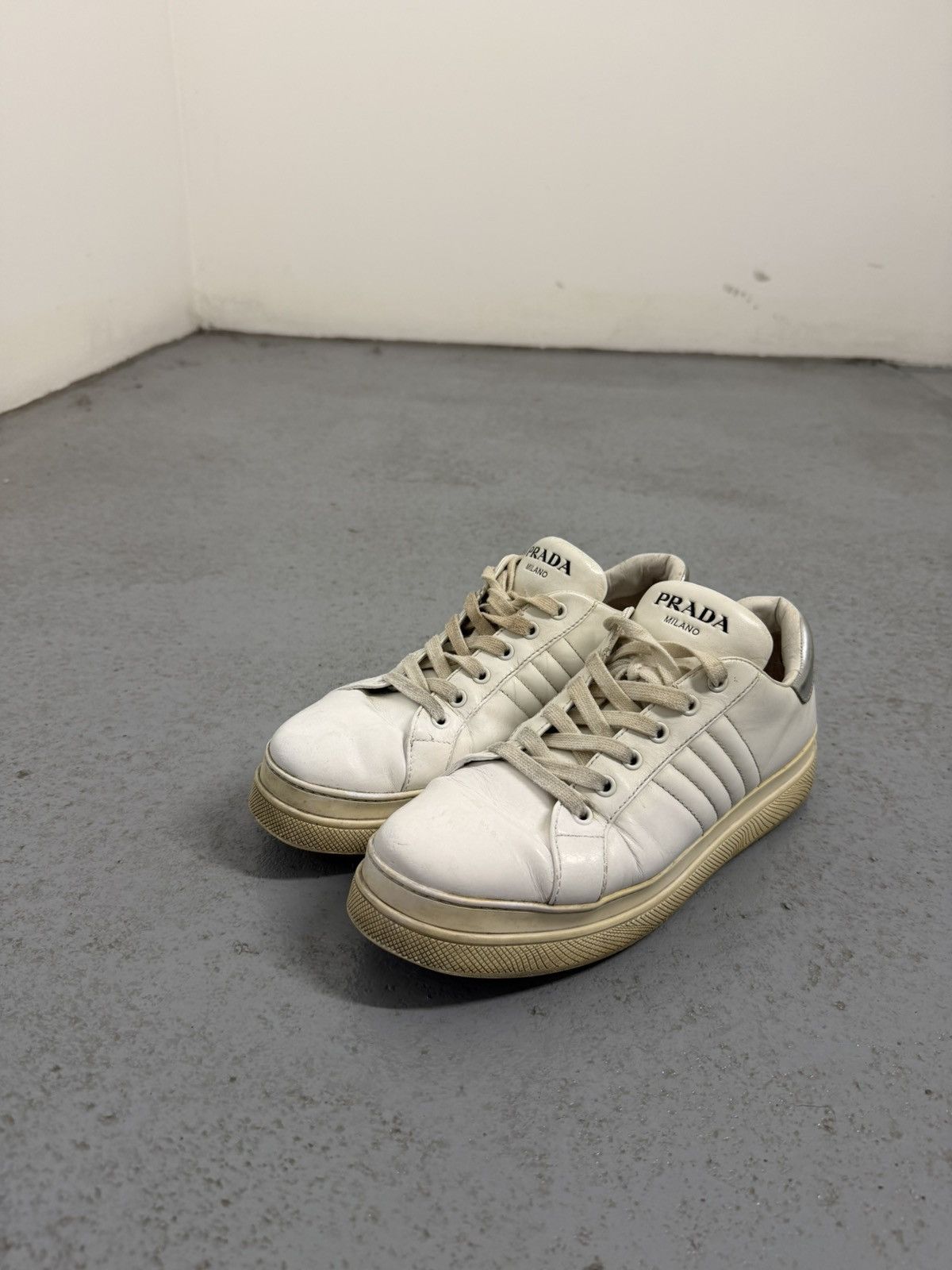 Prada Prada Logo Double Wheel Sneakers Size US 8 / EU 41 - 2 Thumbnail