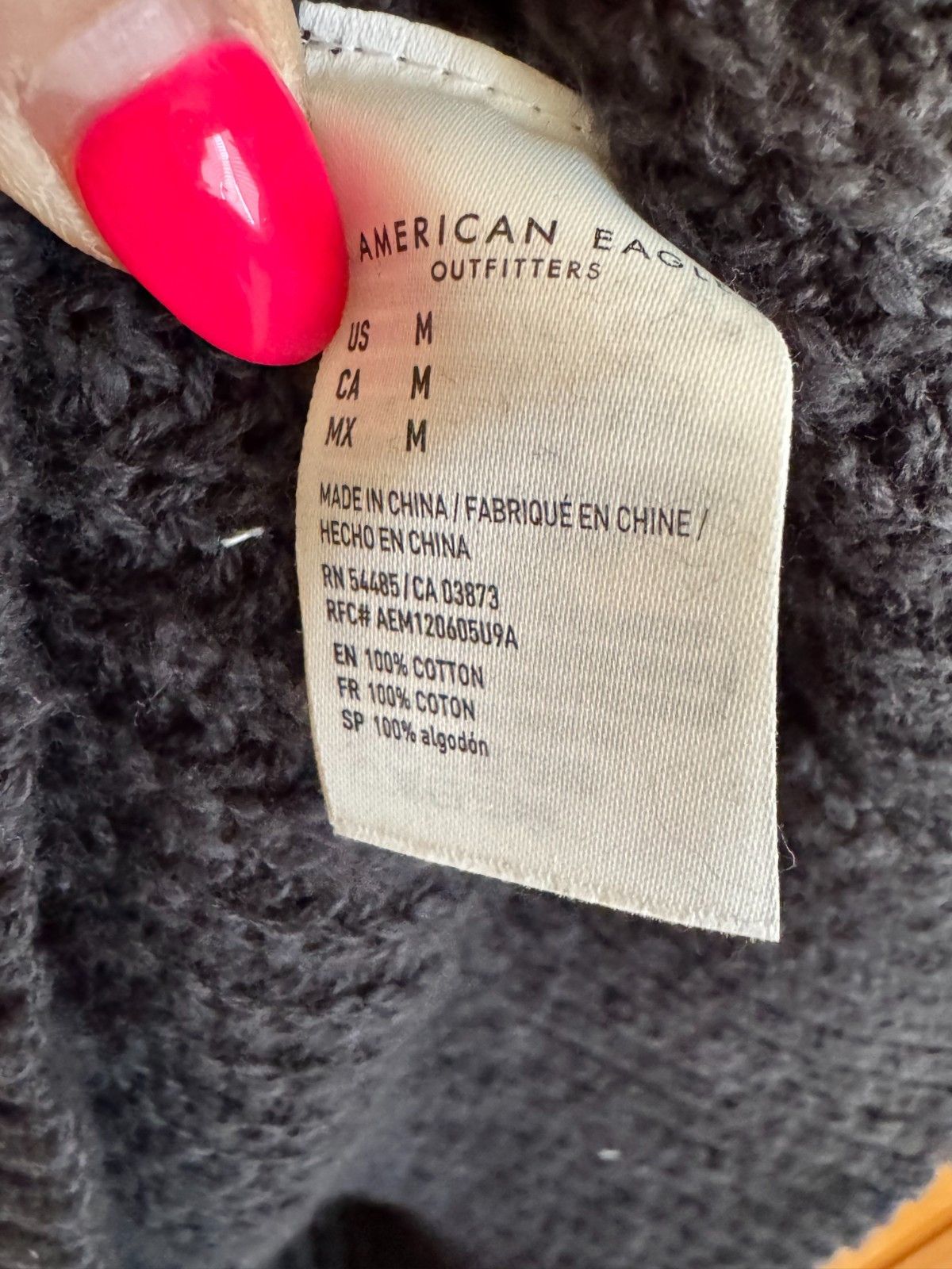 American Eagle Outfitters American Eagle Women's V-Neck Black Pullover Sweater Size M Size M / US 6-8 / IT 42-44 - 5 Thumbnail