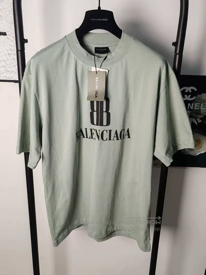 Balenciaga Balenciaga Short-sleeved Size US XS / EU 42 / 0 - 1 Thumbnail