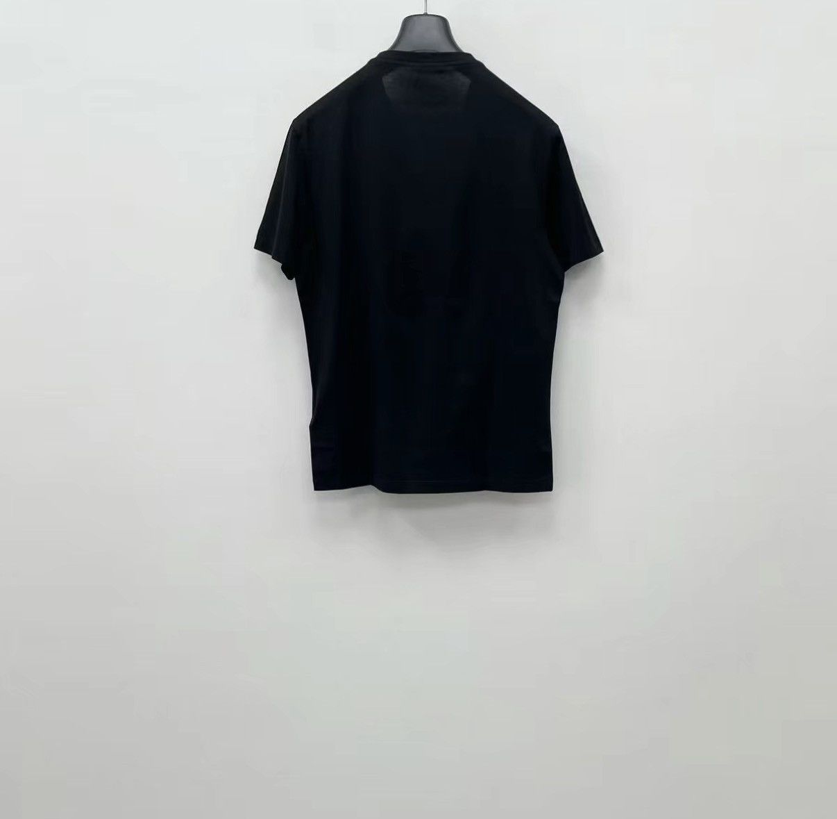Versace VERSACE Mainline Heavy Rhinestone Short Sleeve T-shirt J30 Size US M / EU 48-50 / 2 - 5 Thumbnail