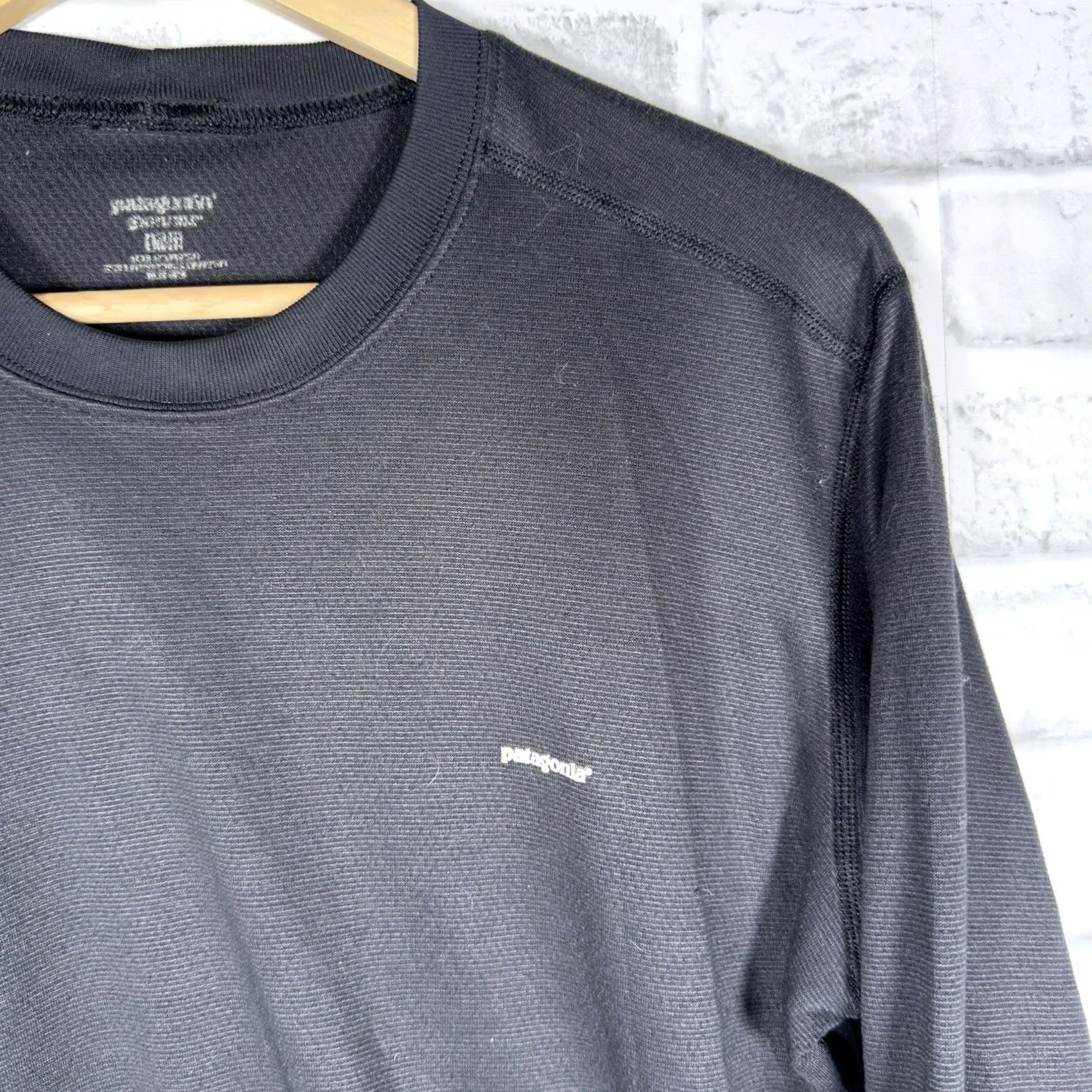 Patagonia Patagonia Black Long Sleeve Athletic Shirt Mens M Size US M / EU 48-50 / 2 - 2 Thumbnail