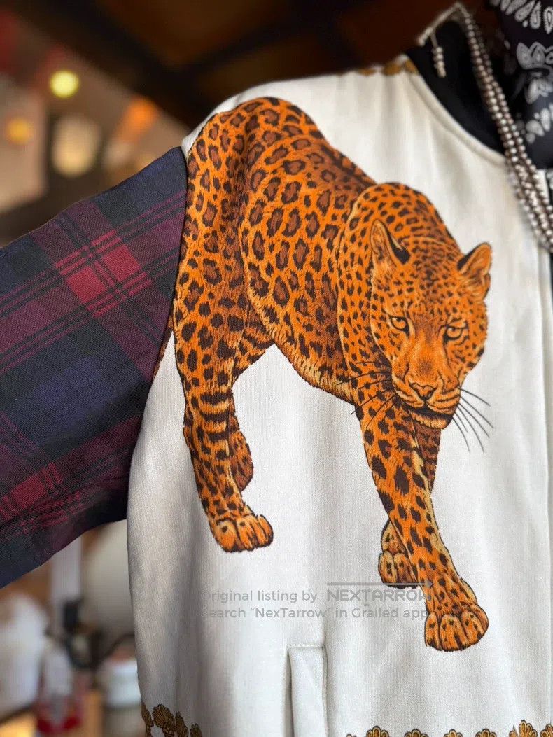 Versace Versace Printed cotton sweatshirt leopard jacket Size US XL / EU 56 / 4 - 5 Thumbnail