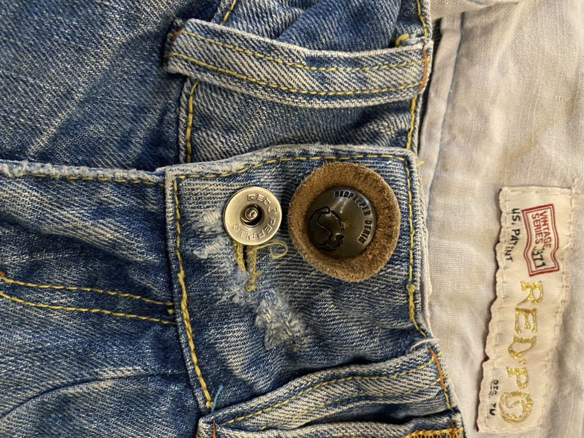 If Six Was Nine Red Peppers Distressed Bootcut Jeans Size US 27 - 4 Thumbnail
