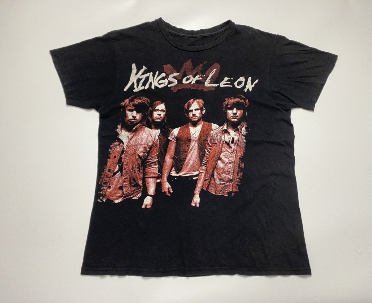 Band Tees Kings of Leon Y2k original tee Size US L / EU 52-54 / 3 - 1 Thumbnail